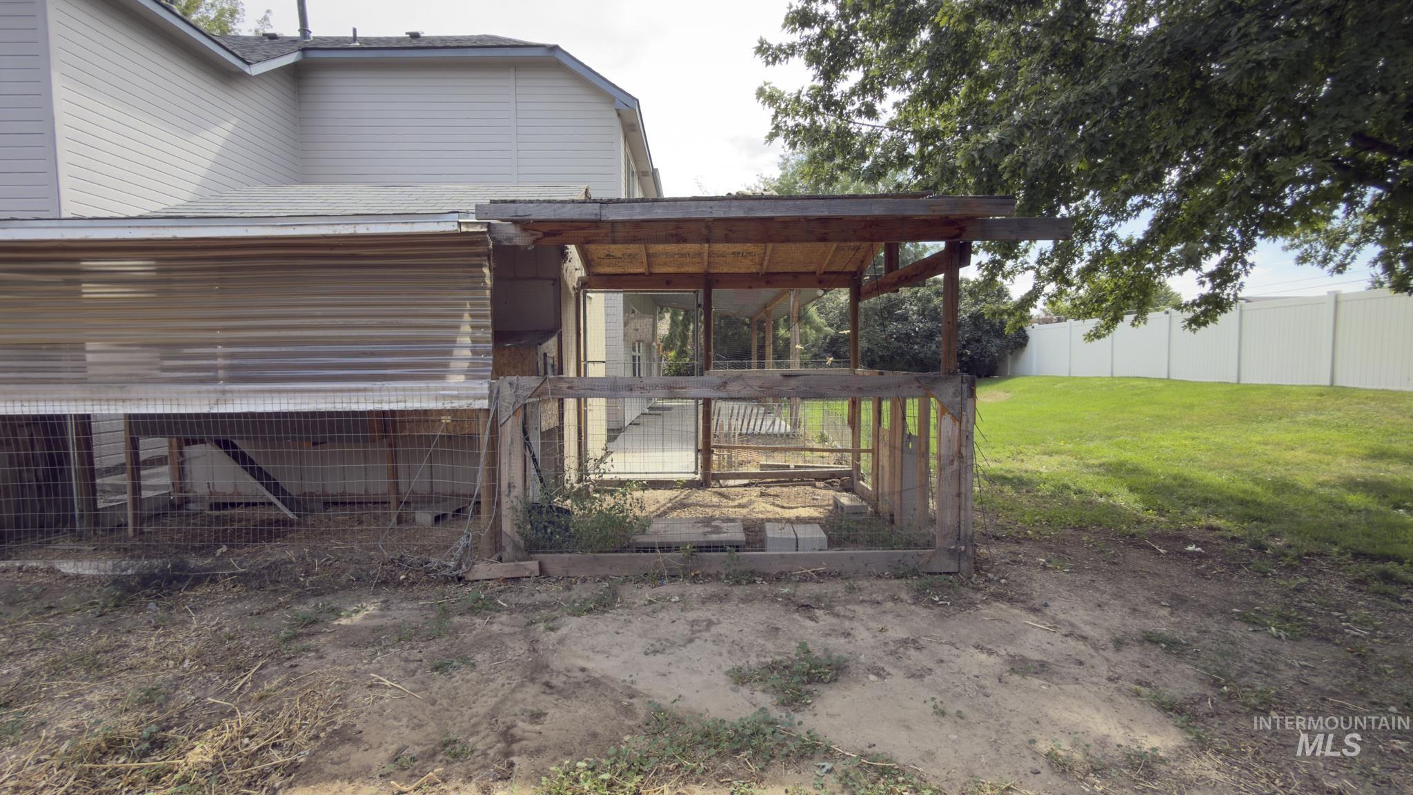 2301 N Swainson Ave Property Photo 45