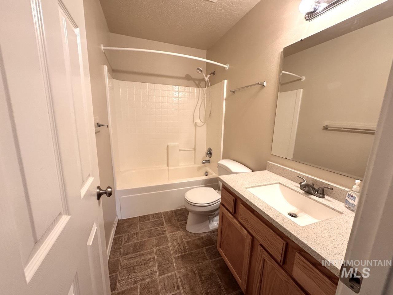 2237 W Lake Pointe Ct Property Photo 17