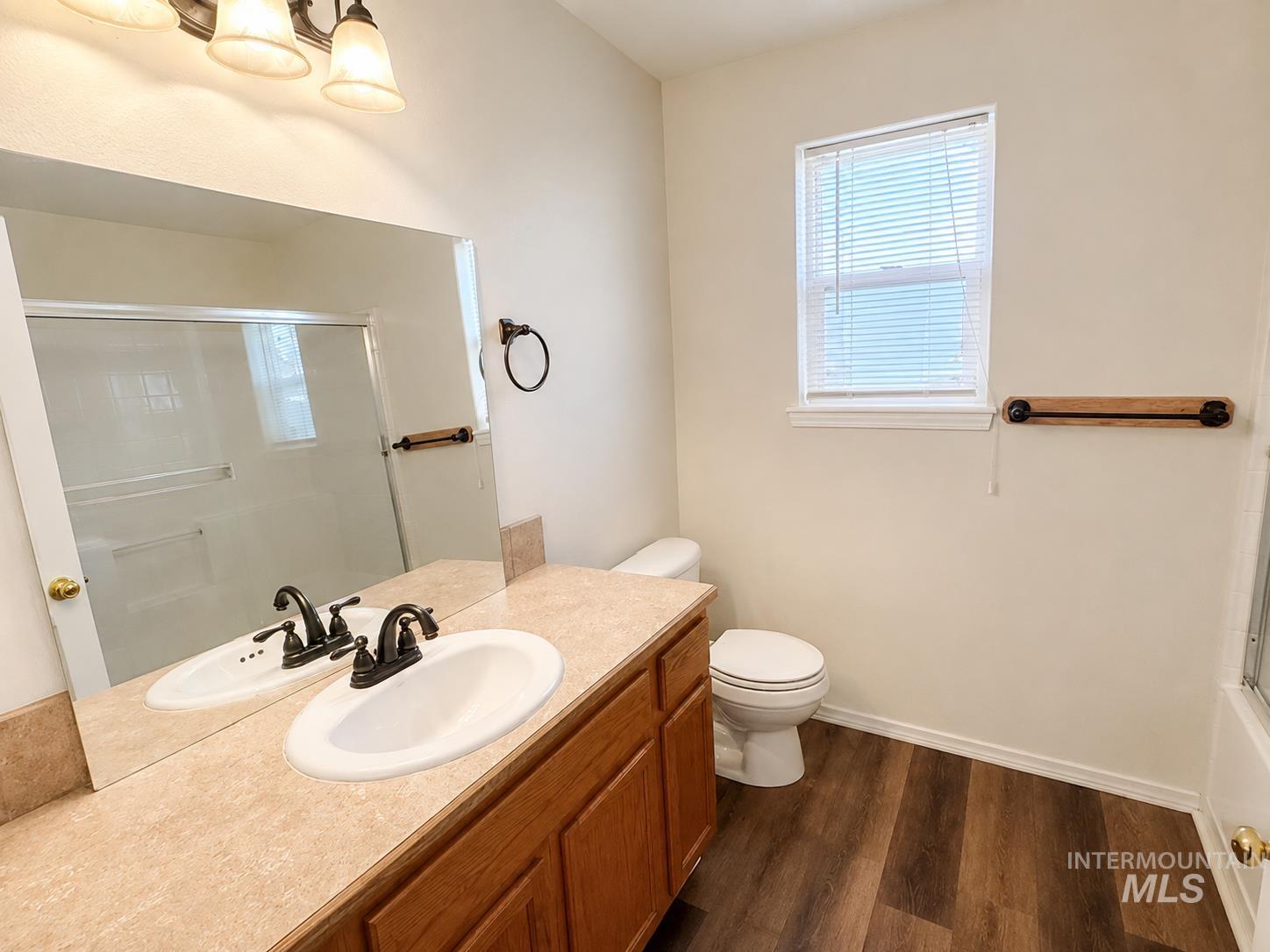 3200 Sherman Ct Property Photo 6