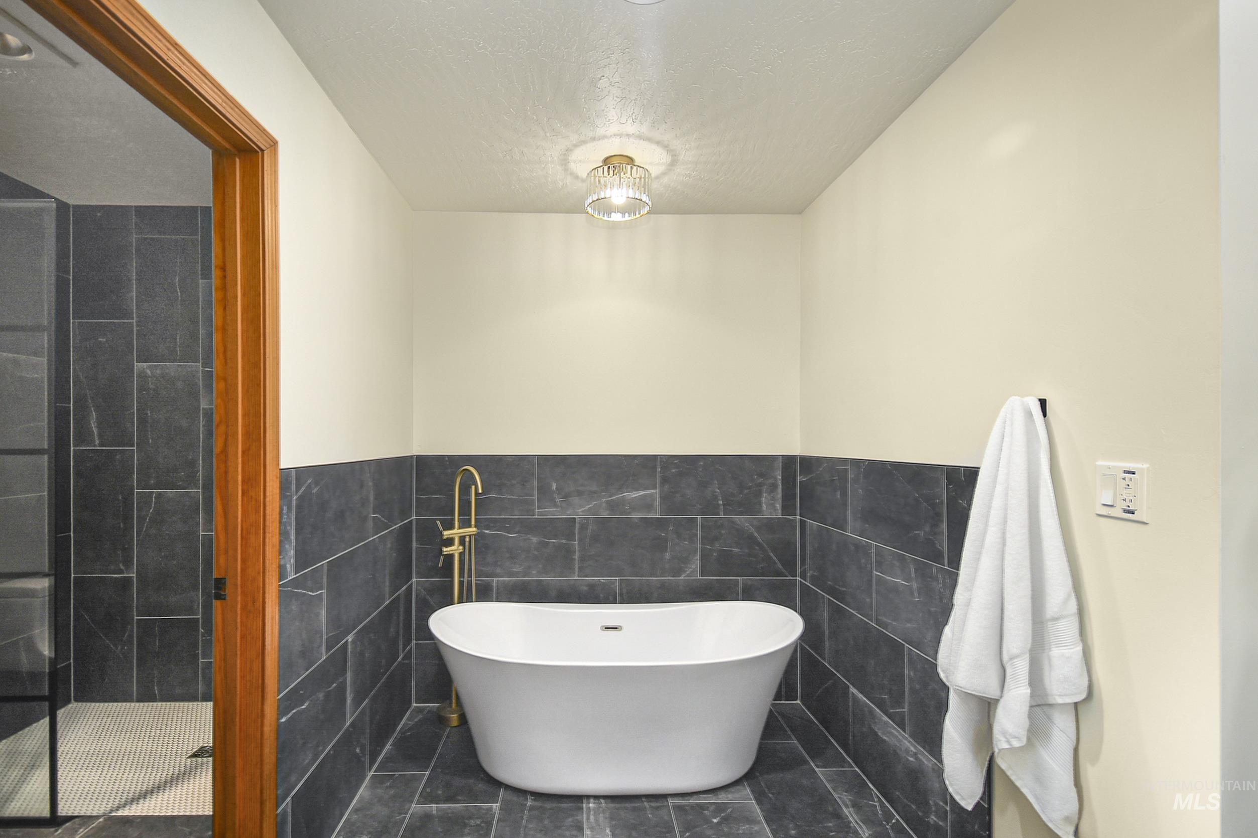 127 Ruth Lane Property Photo 28