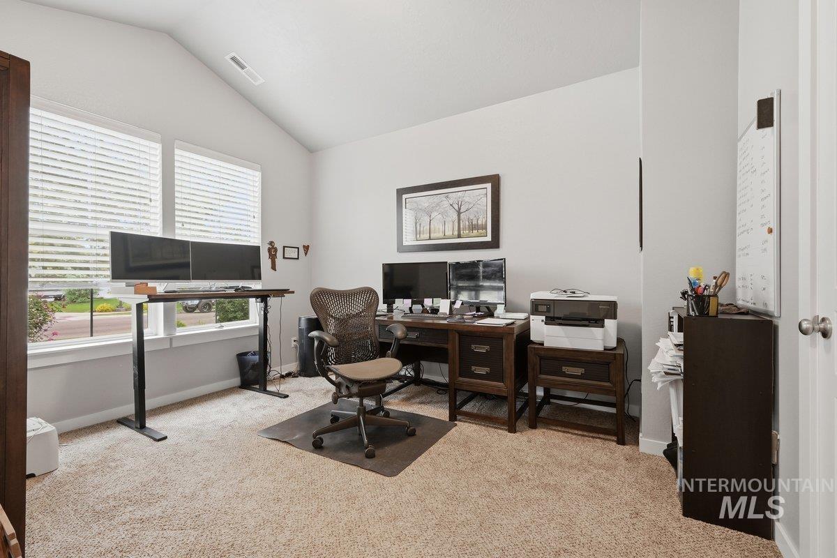 16736 N Fielding Way Property Photo 5