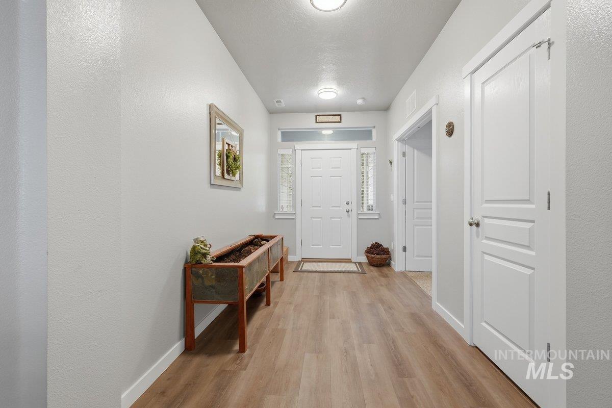 16736 N Fielding Way Property Photo 6