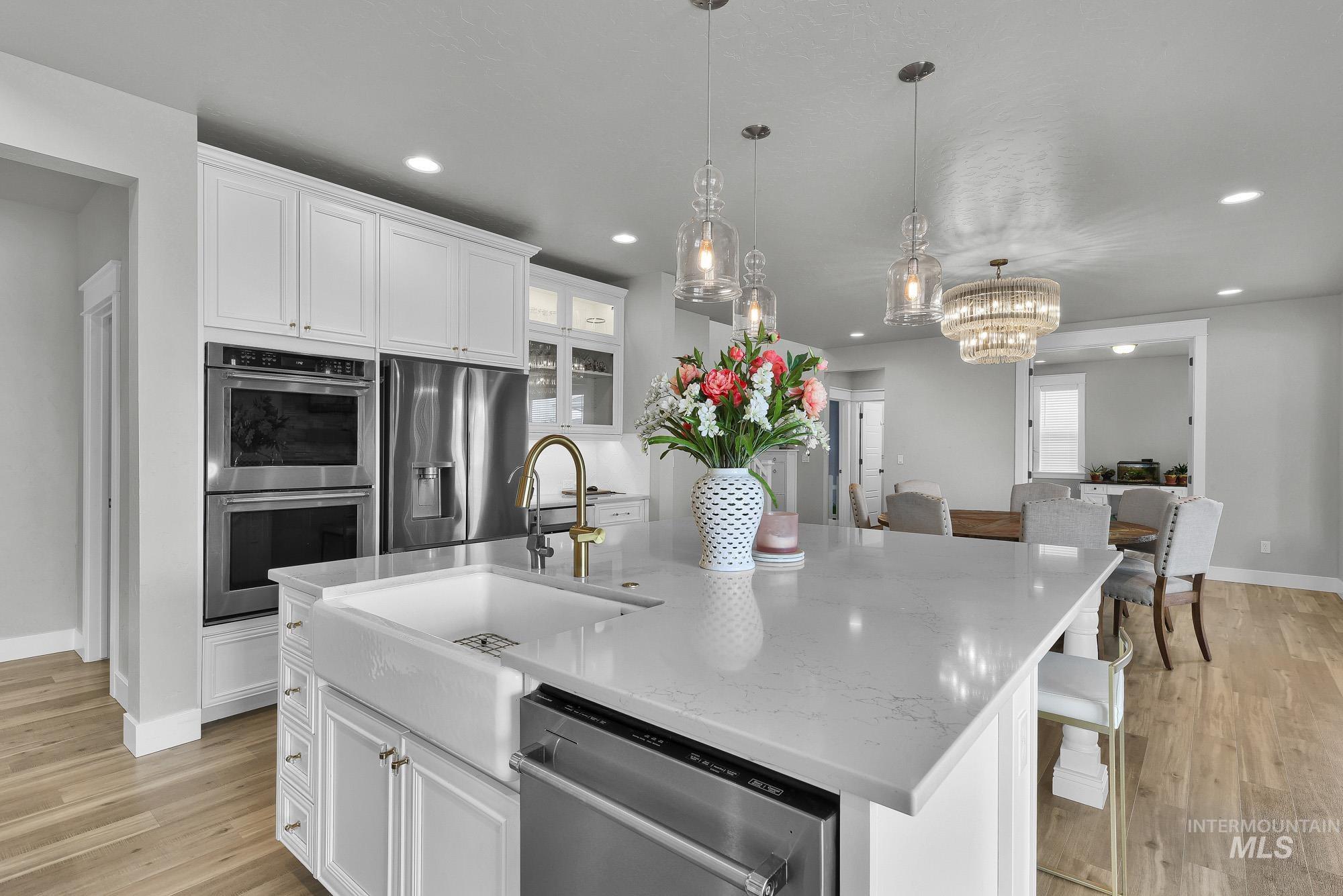 6082 E Canyon Crossing Dr. Property Photo 10