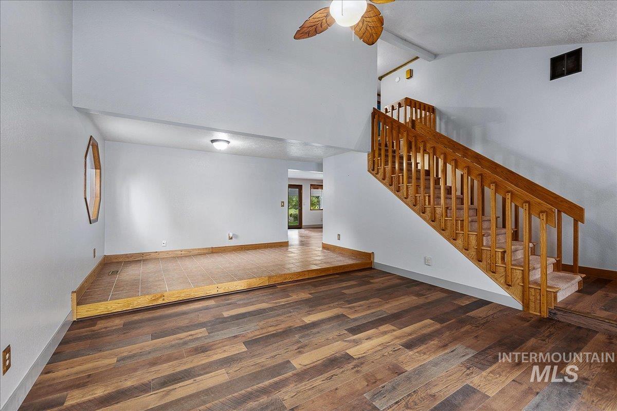 1890 N Incline Way Property Photo 16