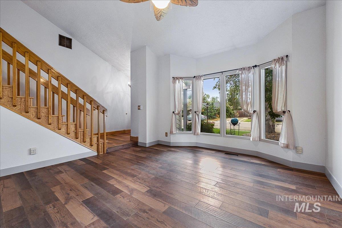1890 N Incline Way Property Photo 18
