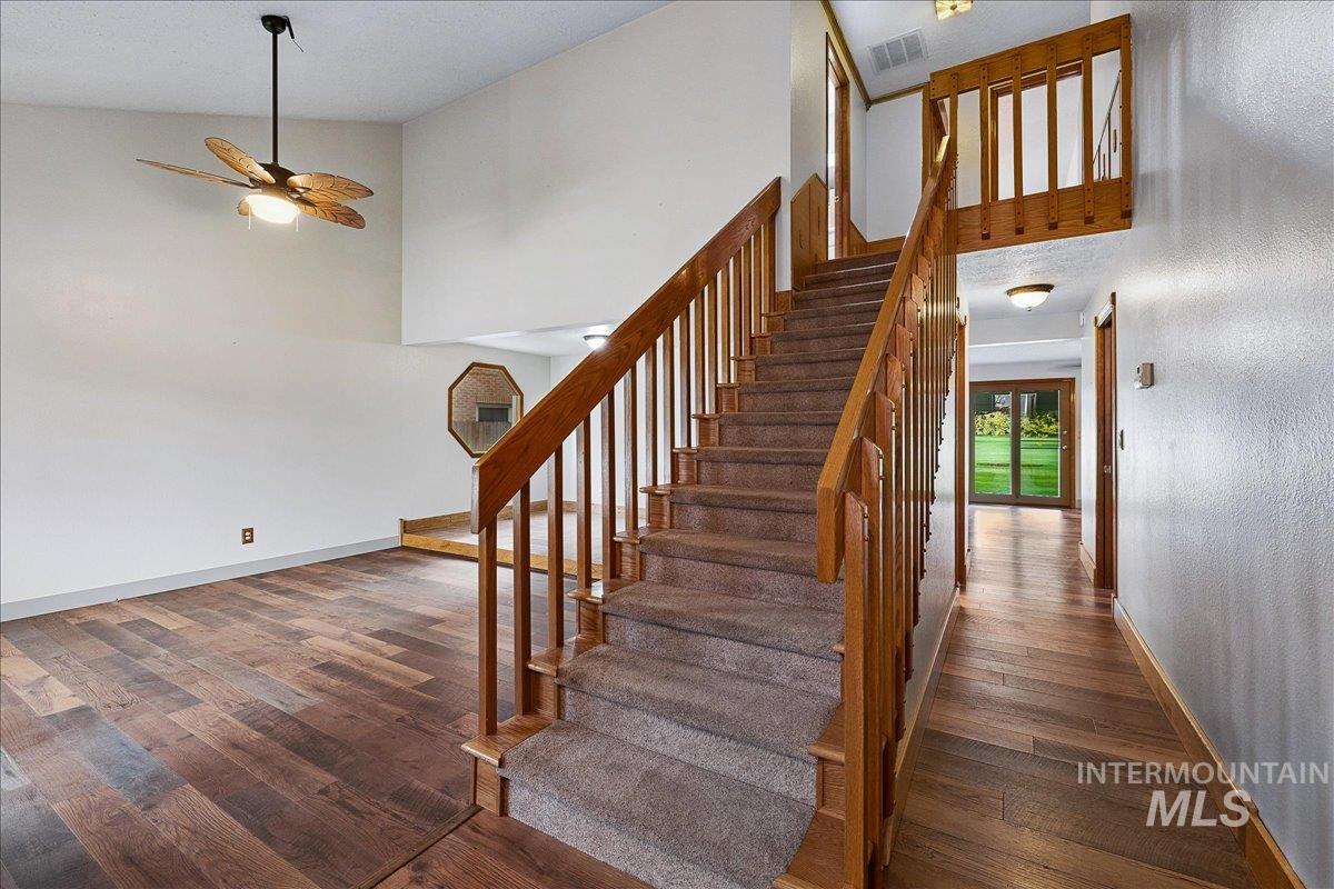 1890 N Incline Way Property Photo 19