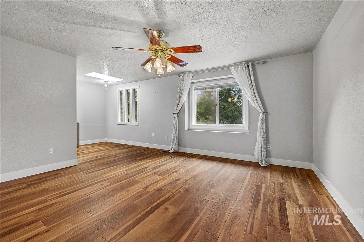 1890 N Incline Way Property Photo 22