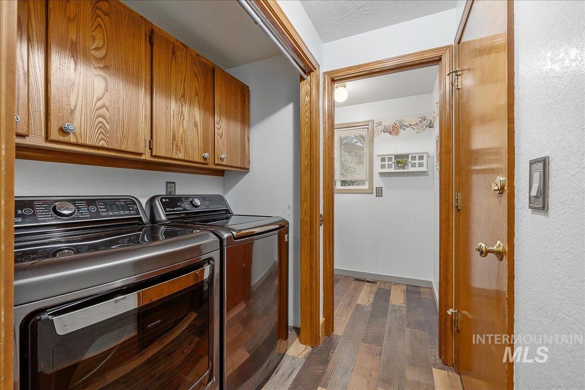 1890 N Incline Way Property Photo 33