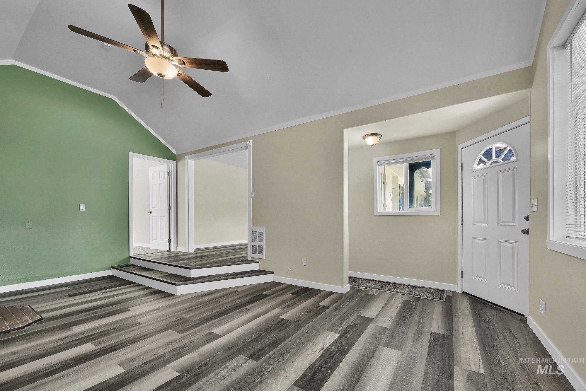 5755 Chuckwagon Rd Property Photo 6