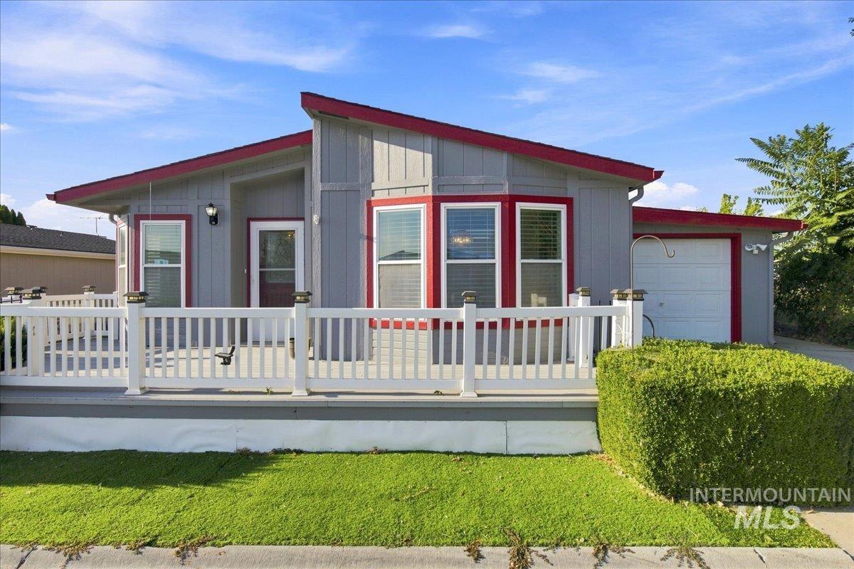 1907 W Flamingo Ave Property Photo 1