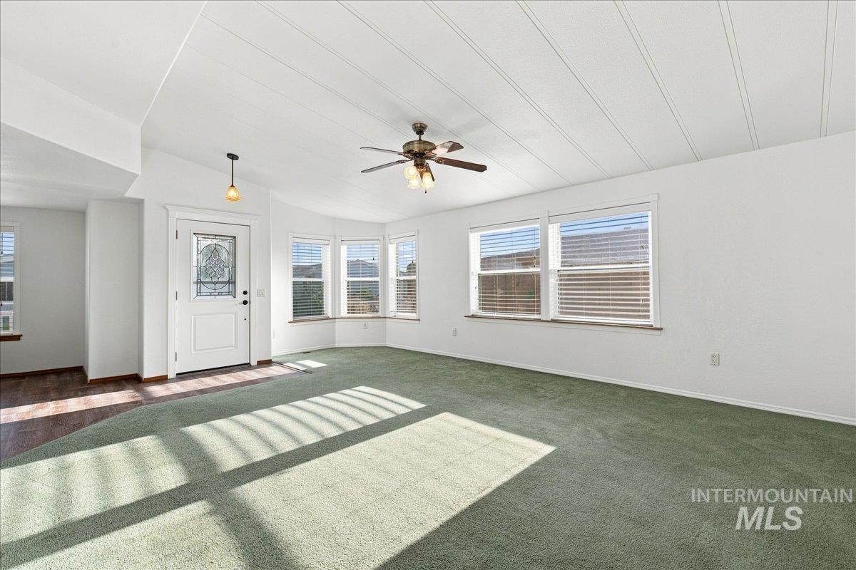 1907 W Flamingo Ave Property Photo 4