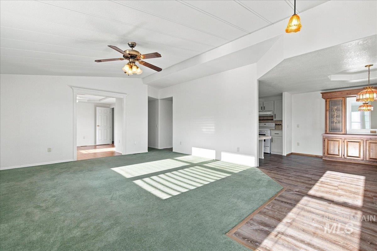 1907 W Flamingo Ave Property Photo 6