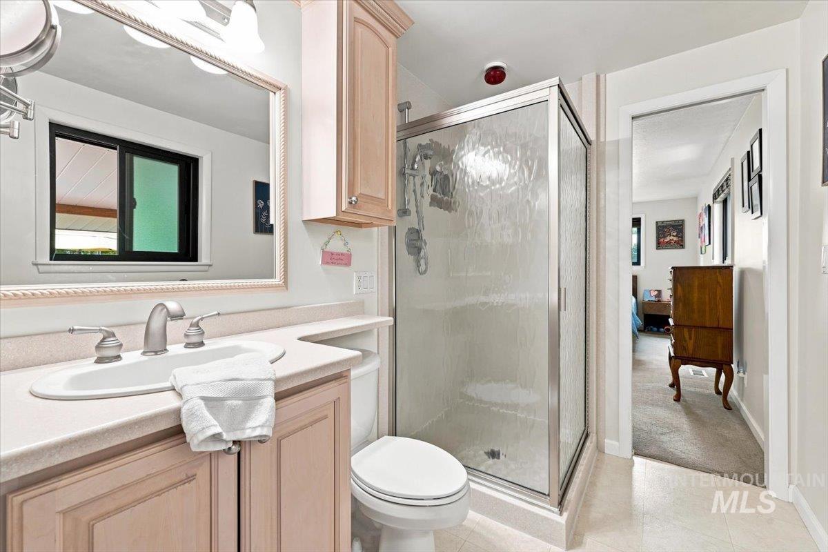 5203 N Sorrento Dr Property Photo 32