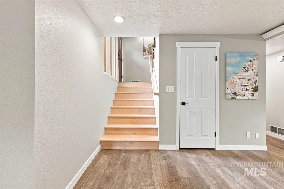 5203 N Sorrento Dr Property Photo 33