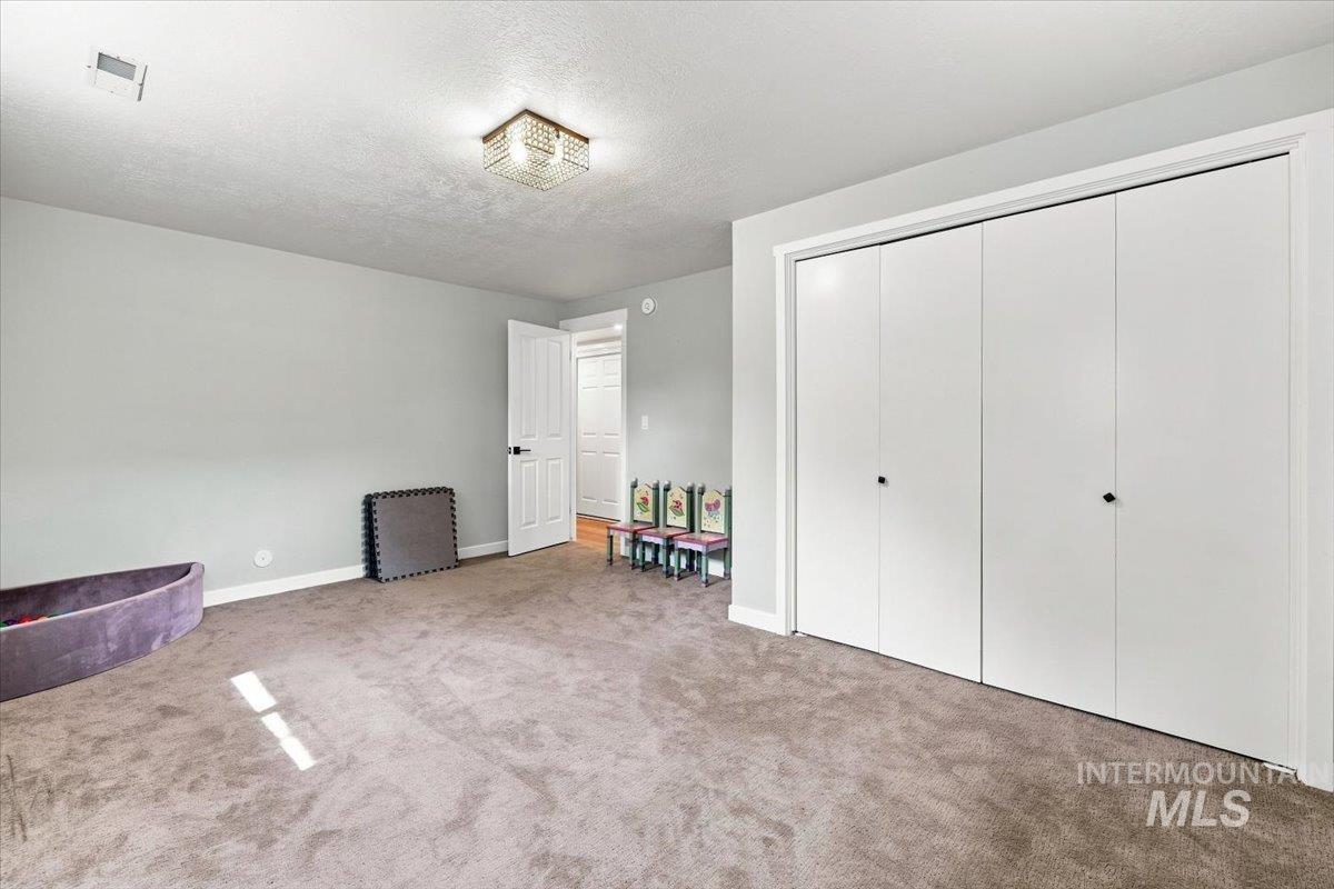 5203 N Sorrento Dr Property Photo 41