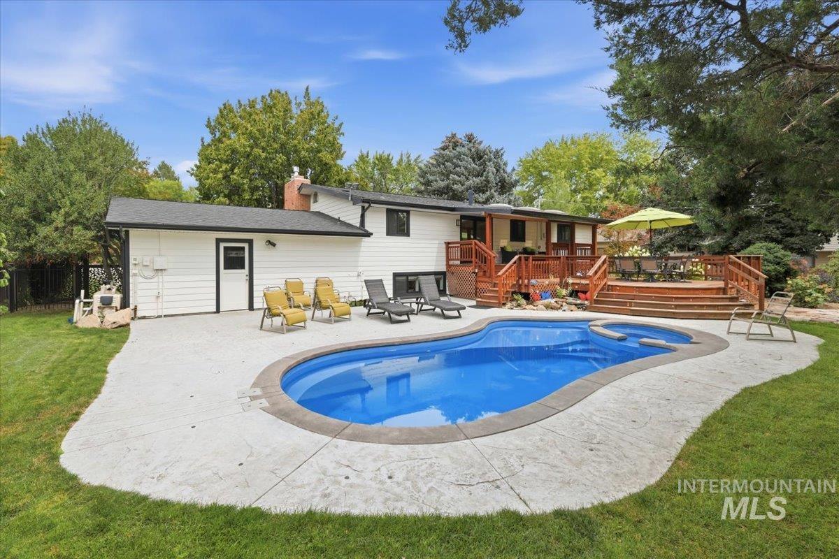 5203 N Sorrento Dr Property Photo 49