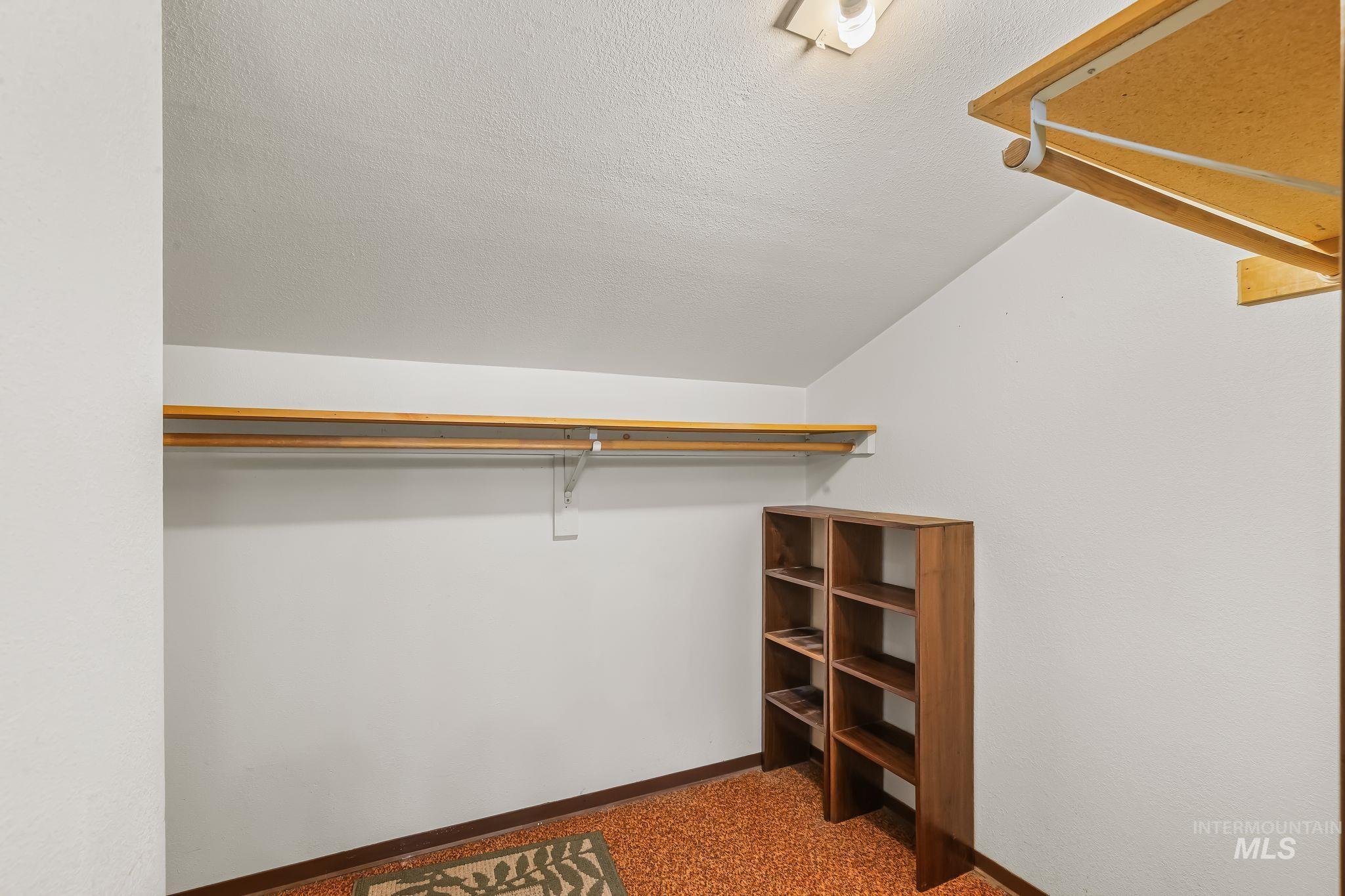 514 Stover Dr Property Photo 32
