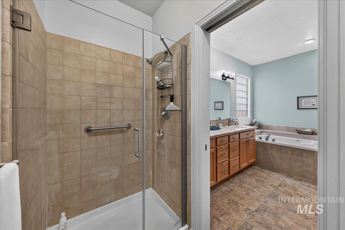 3454 S Shortleaf Ave. Property Photo 31