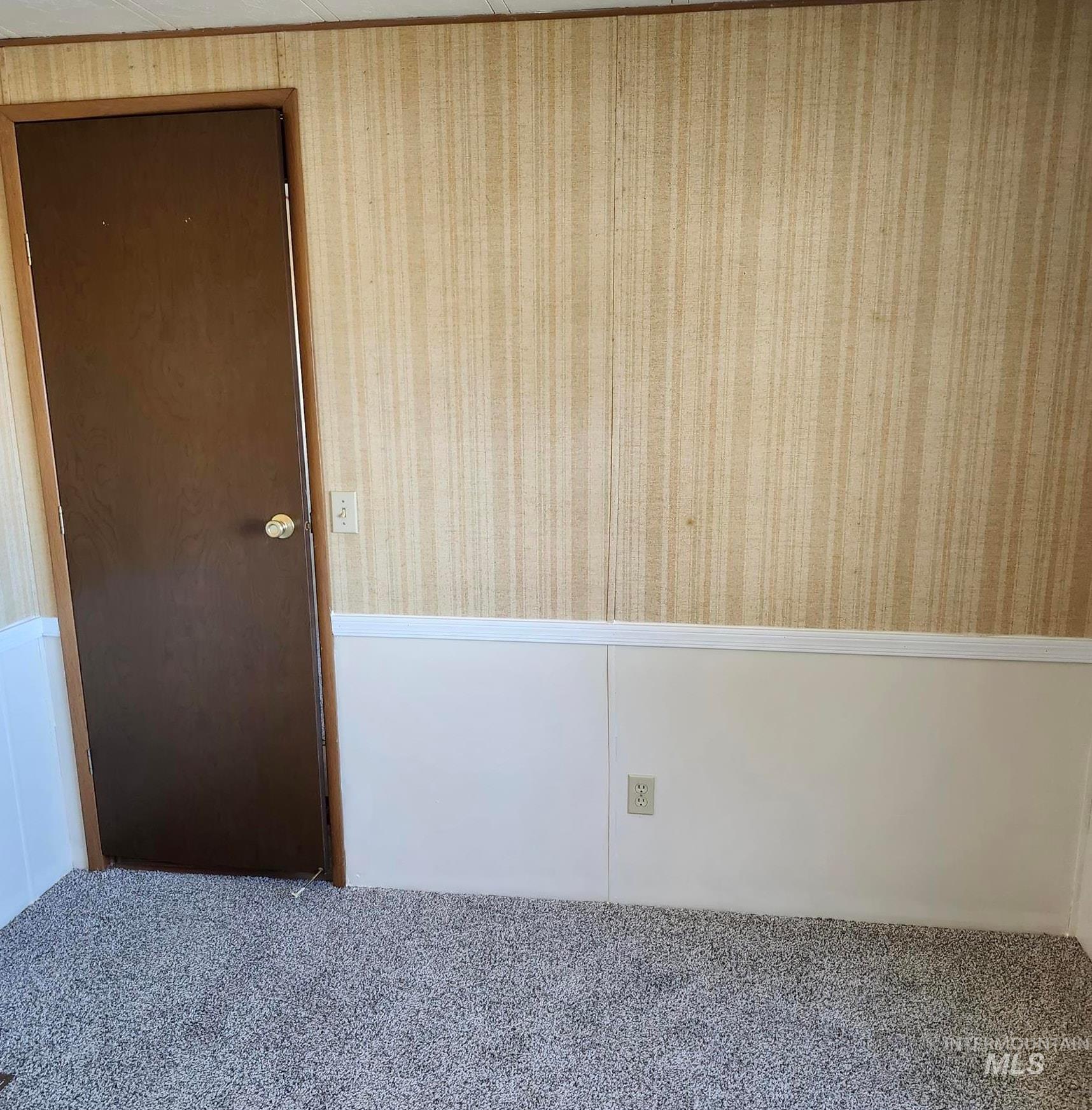 2451 Central Ave. Property Photo 19