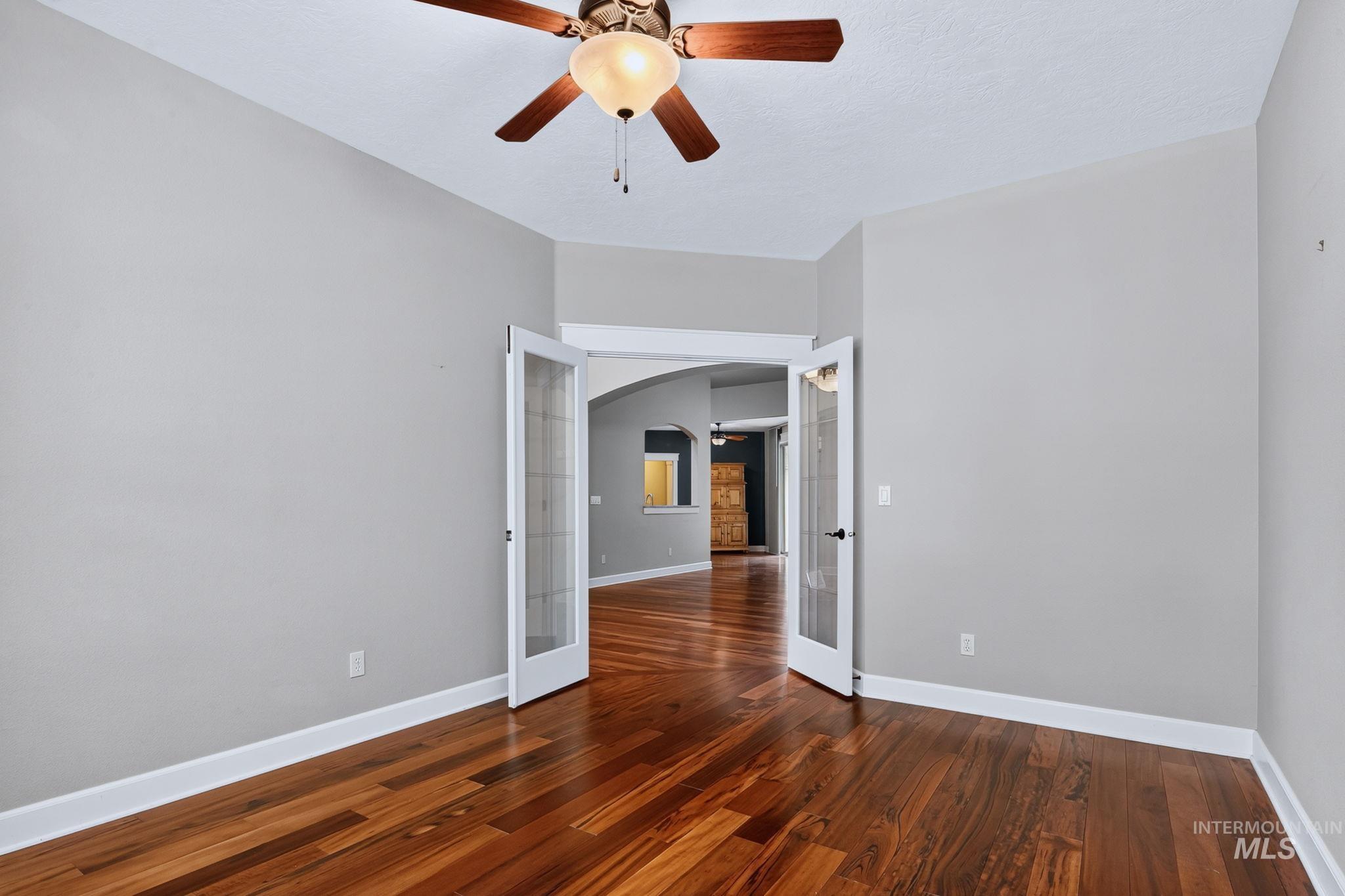 3660 N Colbourne Way Property Photo 21