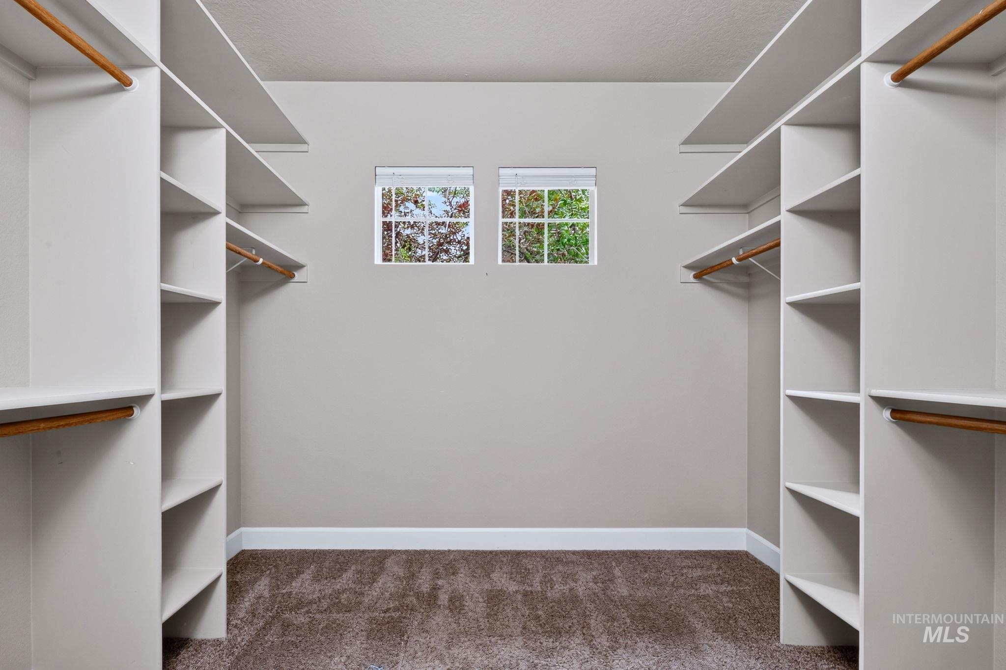 3660 N Colbourne Way Property Photo 29
