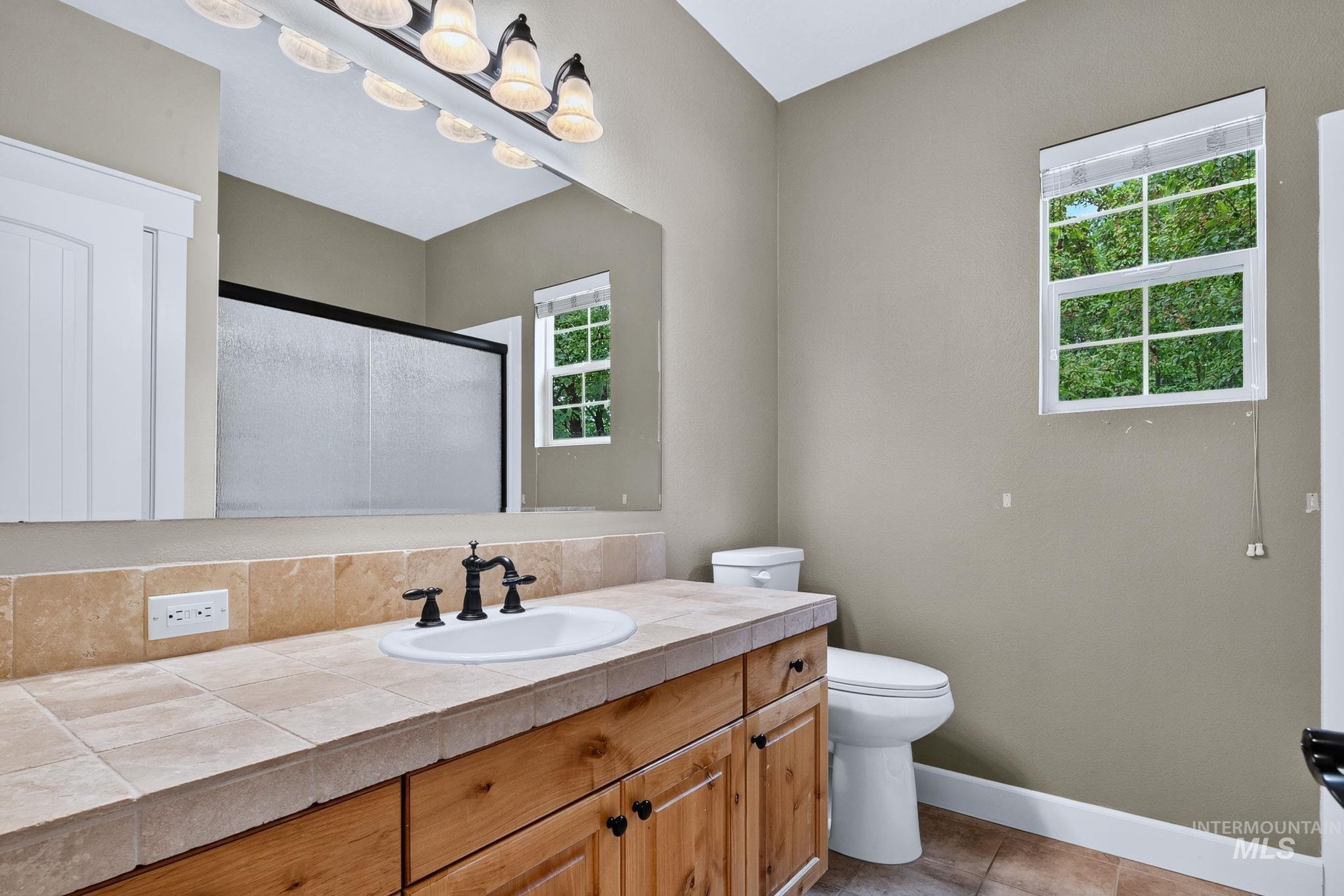 3660 N Colbourne Way Property Photo 33