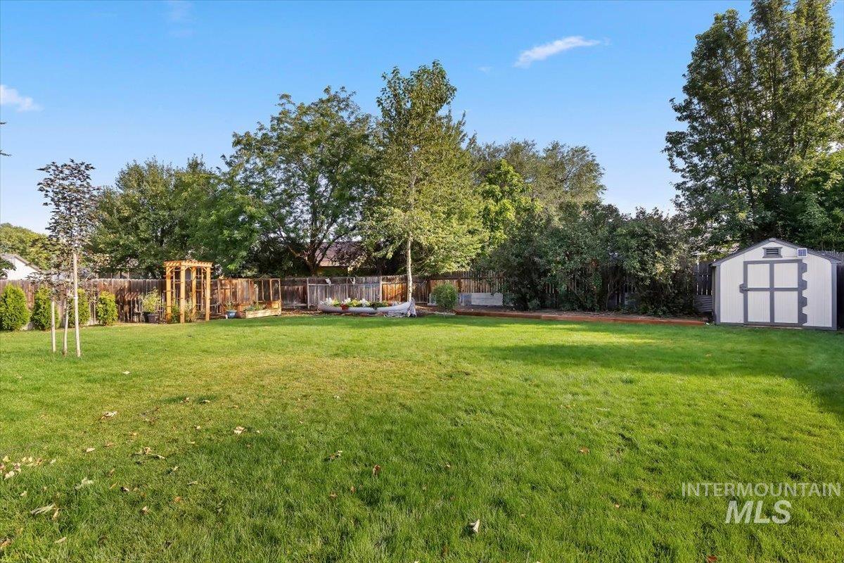4406 S Timridge Way Property Photo 4