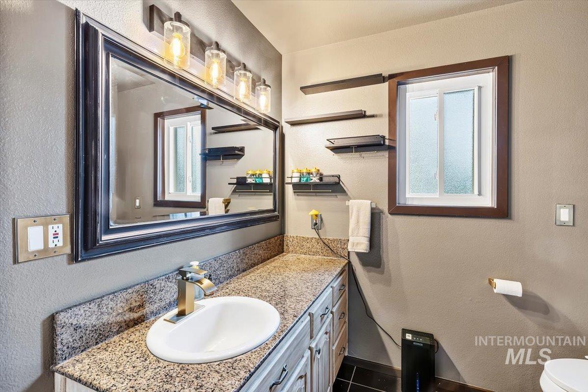 4406 S Timridge Way Property Photo 15