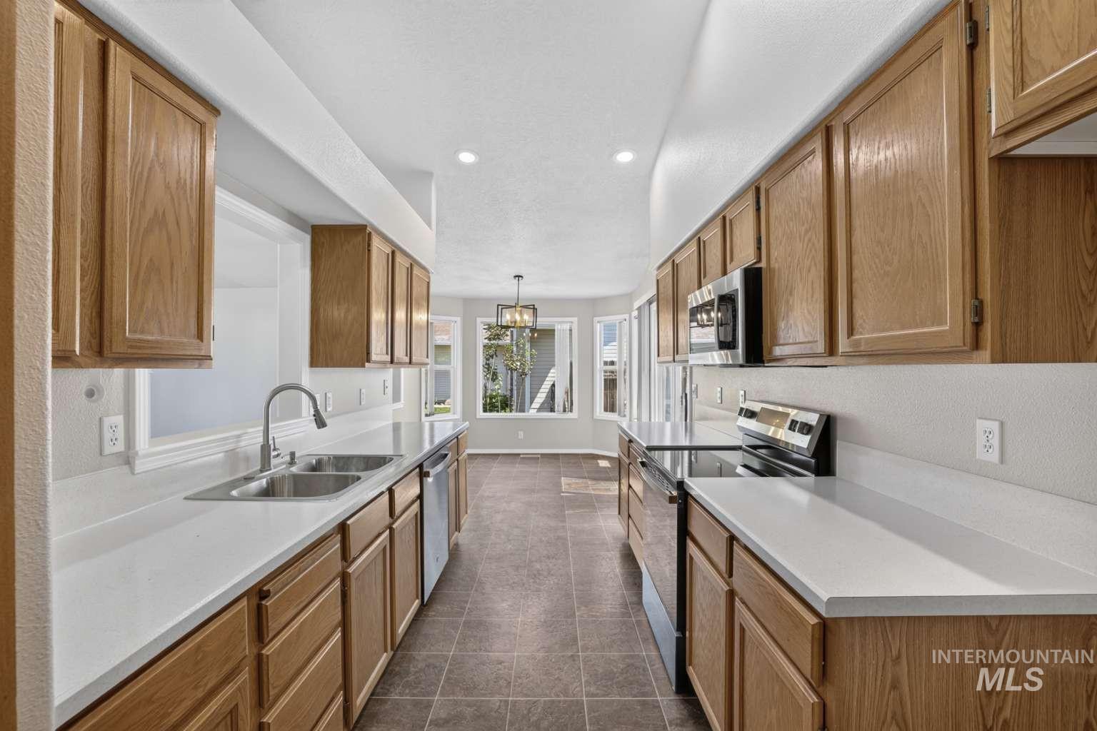 12705 W Audi Ct Property Photo 8