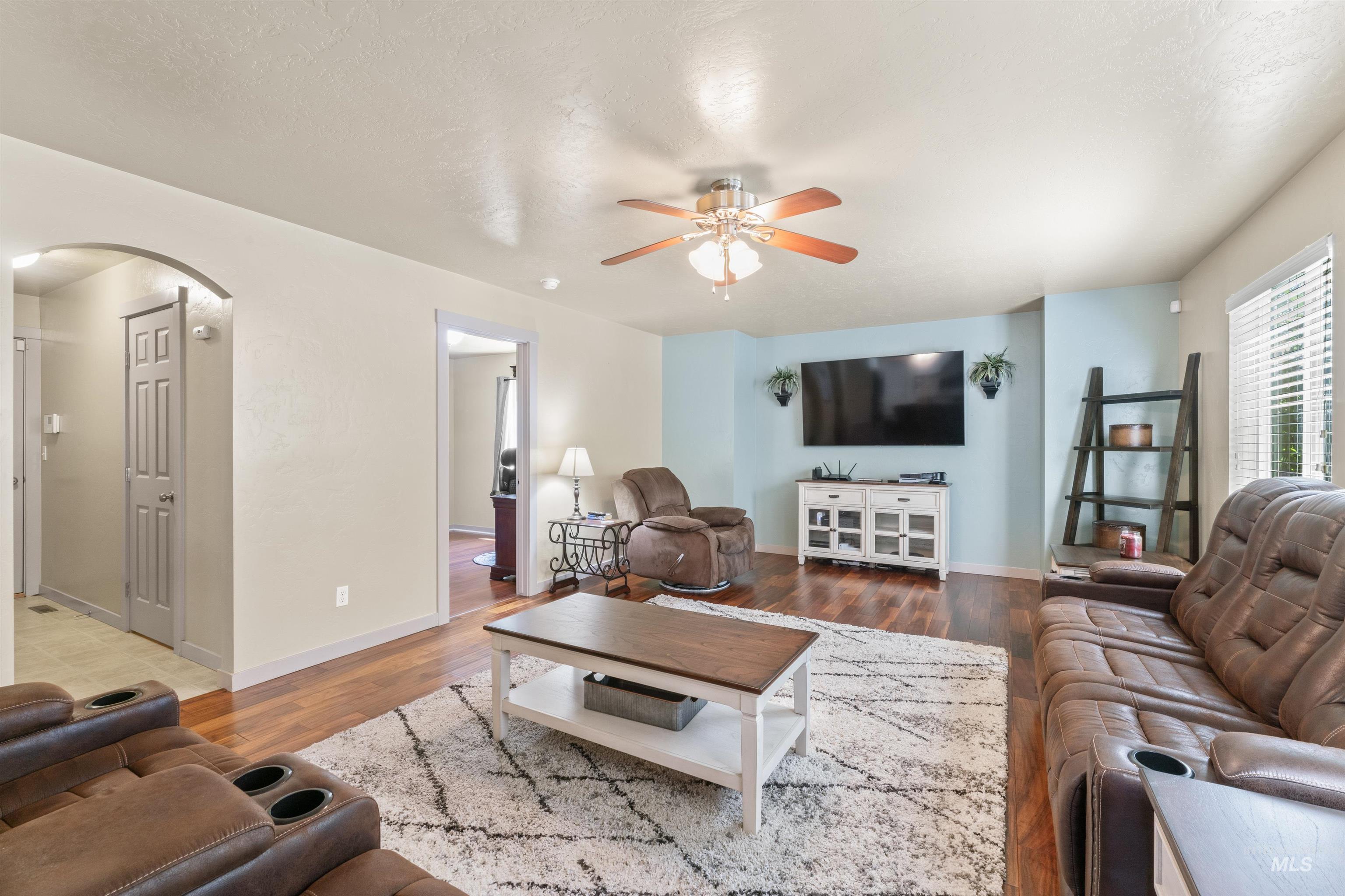 4521 W Quaker Ridge Drive Property Photo 11