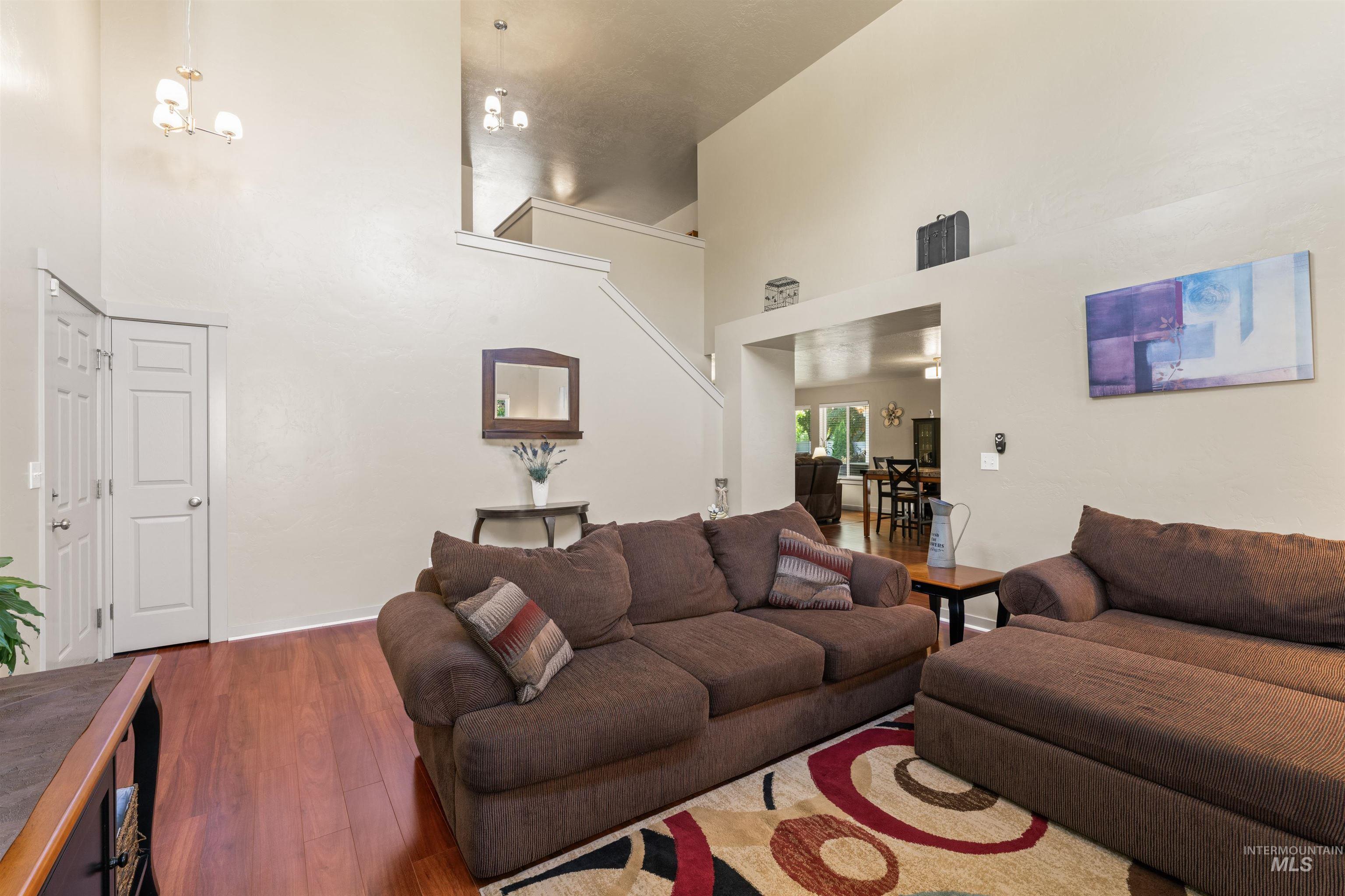 4521 W Quaker Ridge Drive Property Photo 14