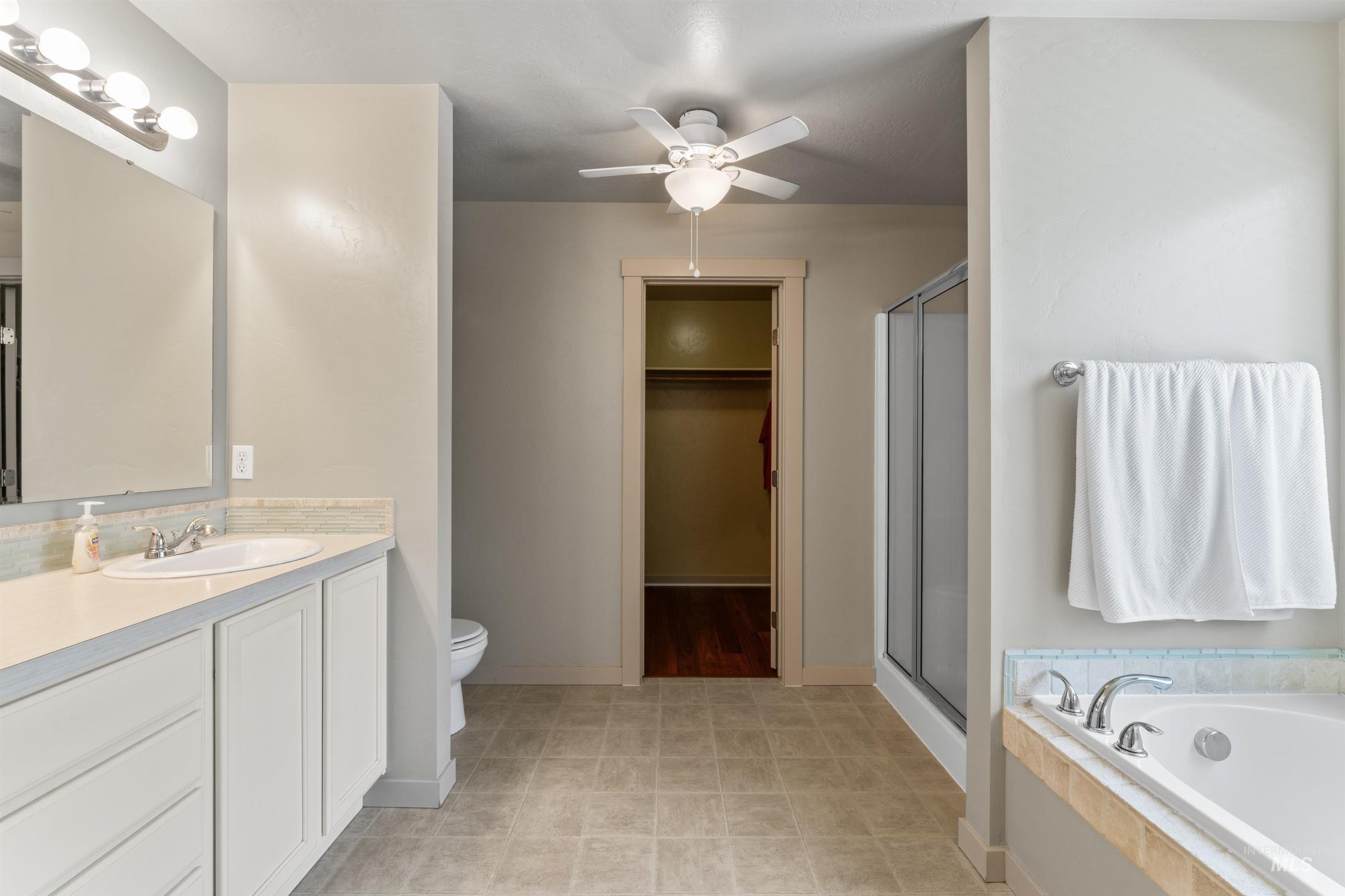 4521 W Quaker Ridge Drive Property Photo 21