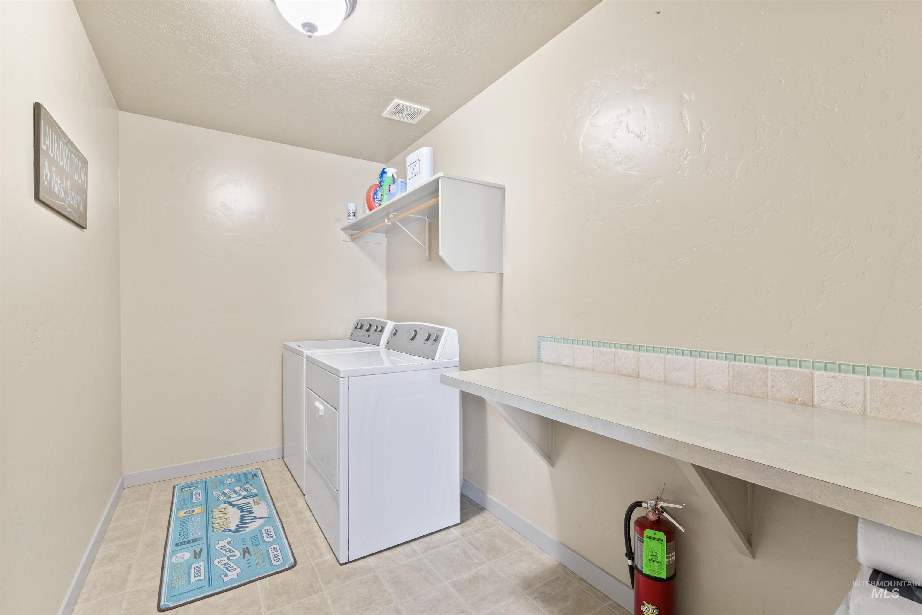 4521 W Quaker Ridge Drive Property Photo 25