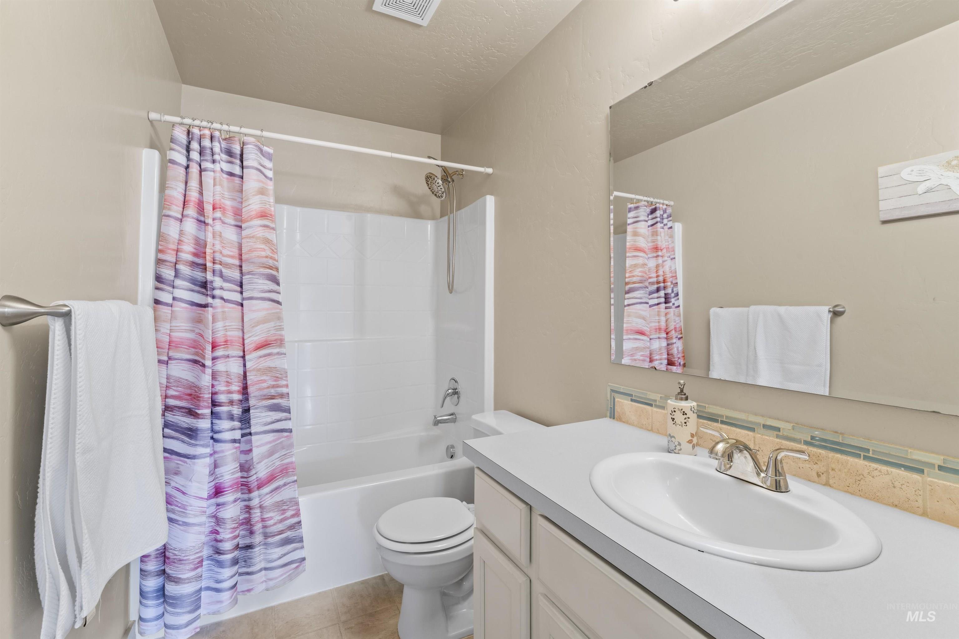 4521 W Quaker Ridge Drive Property Photo 33