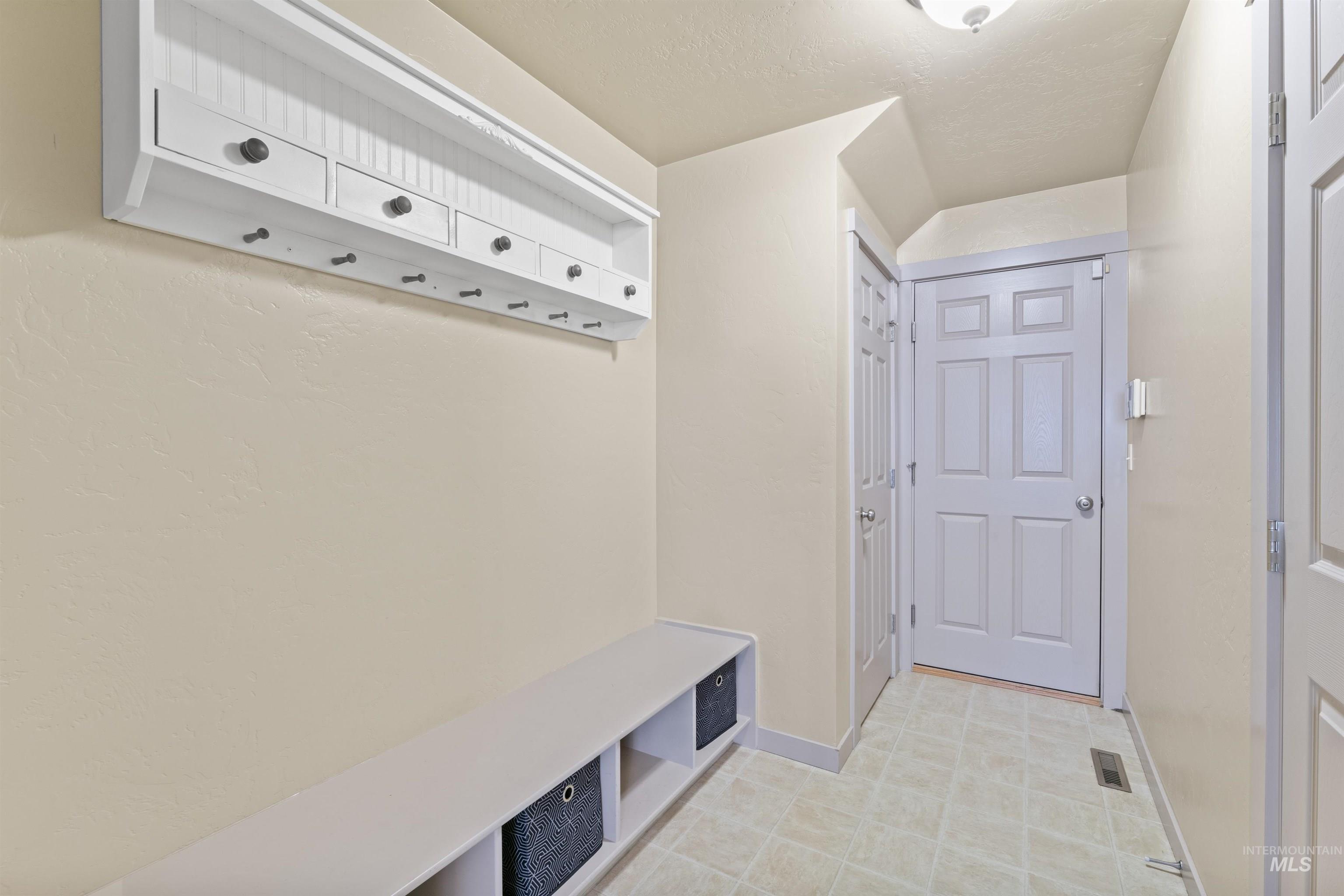 4521 W Quaker Ridge Drive Property Photo 34