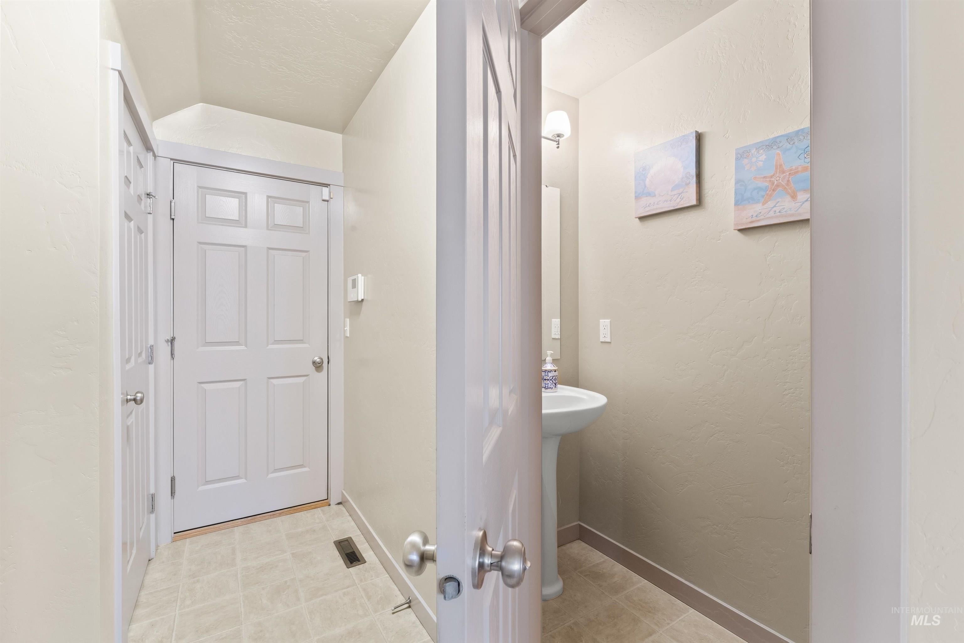 4521 W Quaker Ridge Drive Property Photo 35