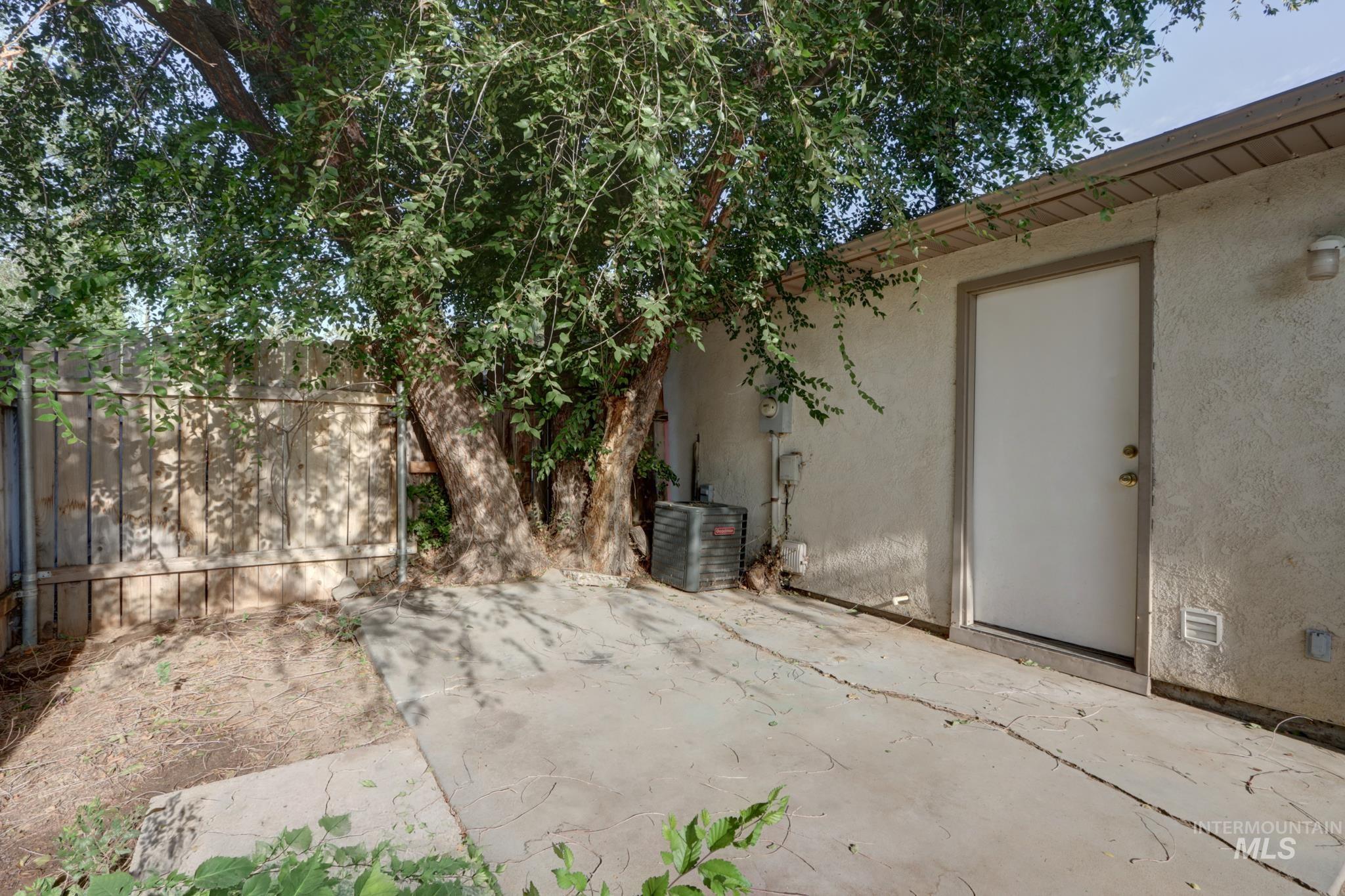 532 S Powerline Rd Property Photo 26