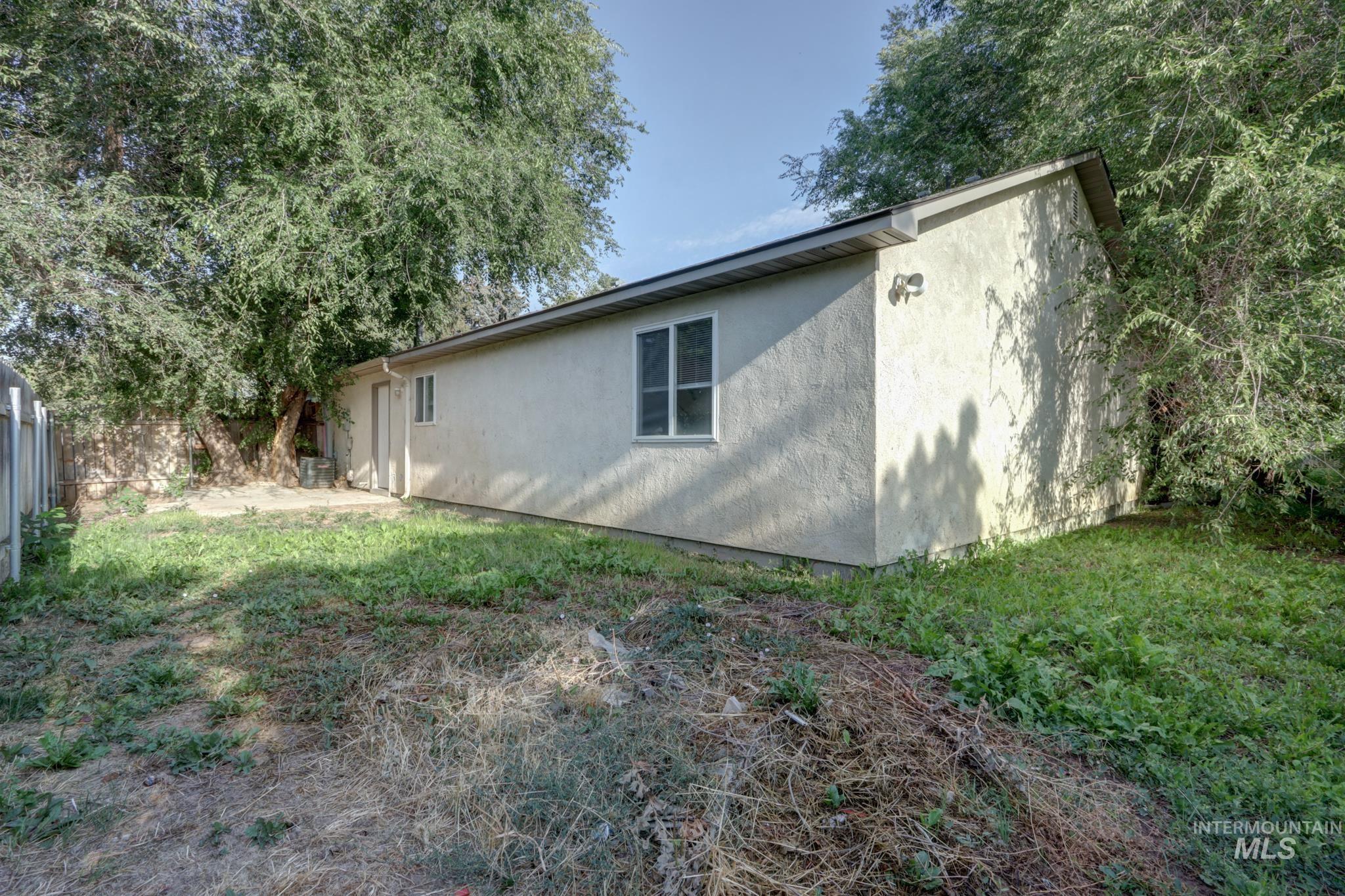 532 S Powerline Rd Property Photo 32