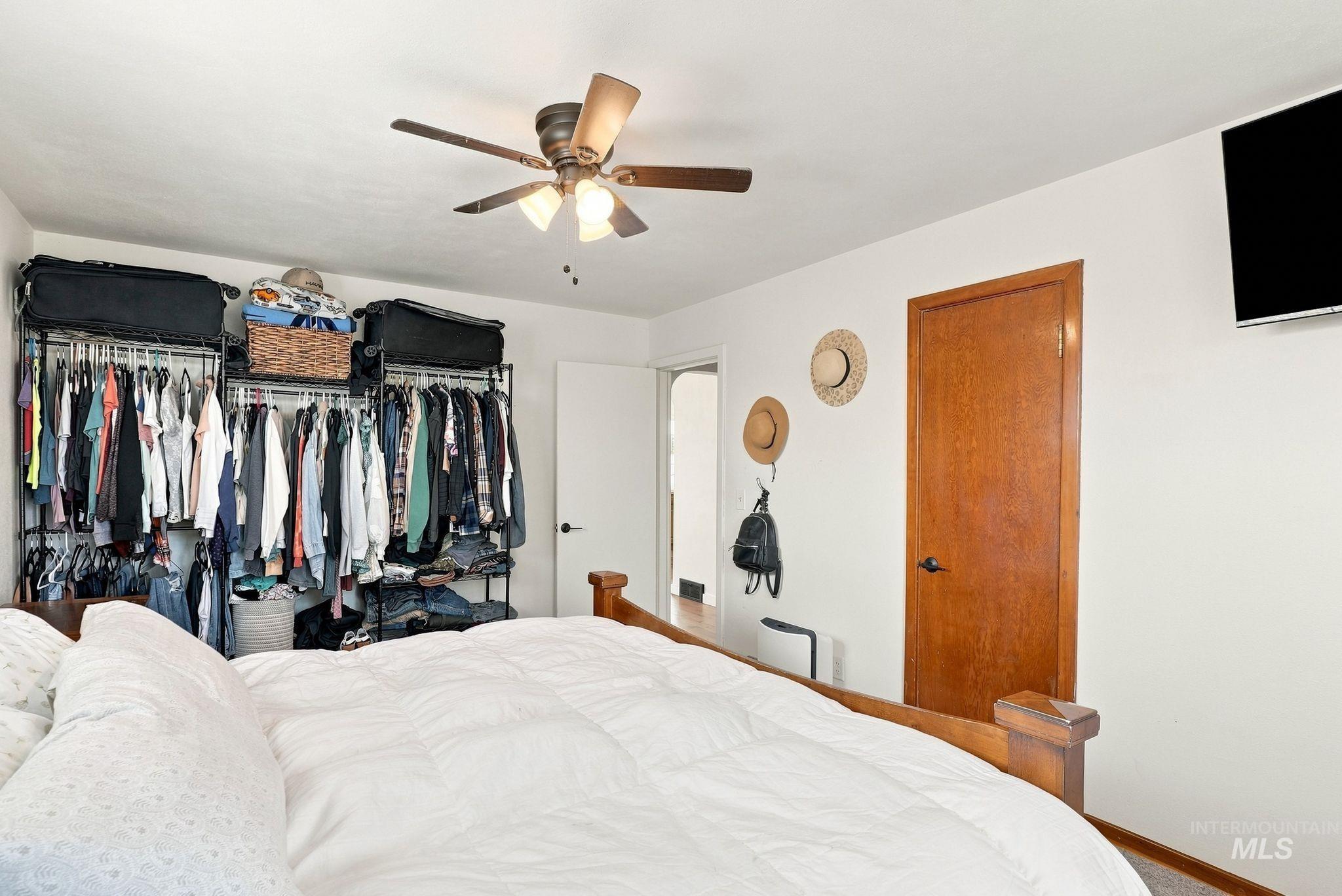 16078 Hoffman Road Property Photo 18