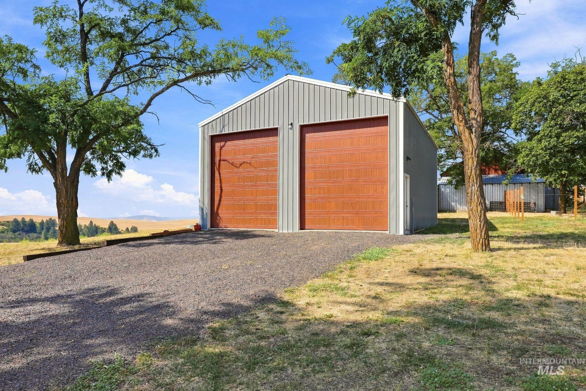 16078 Hoffman Road Property Photo 29