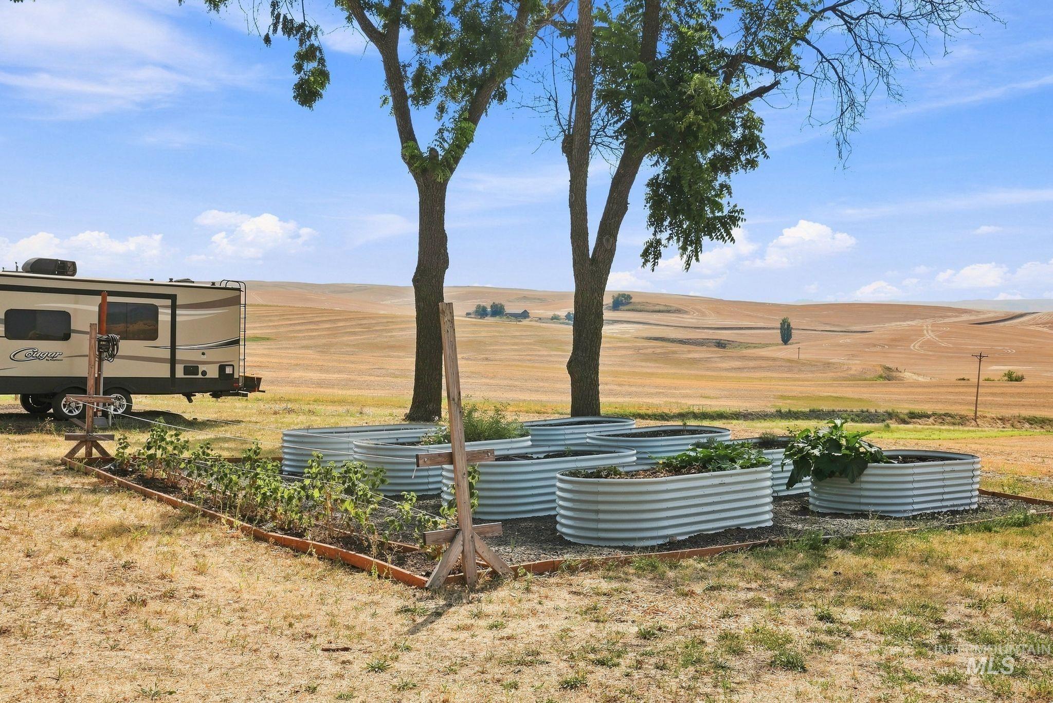 16078 Hoffman Road Property Photo 34