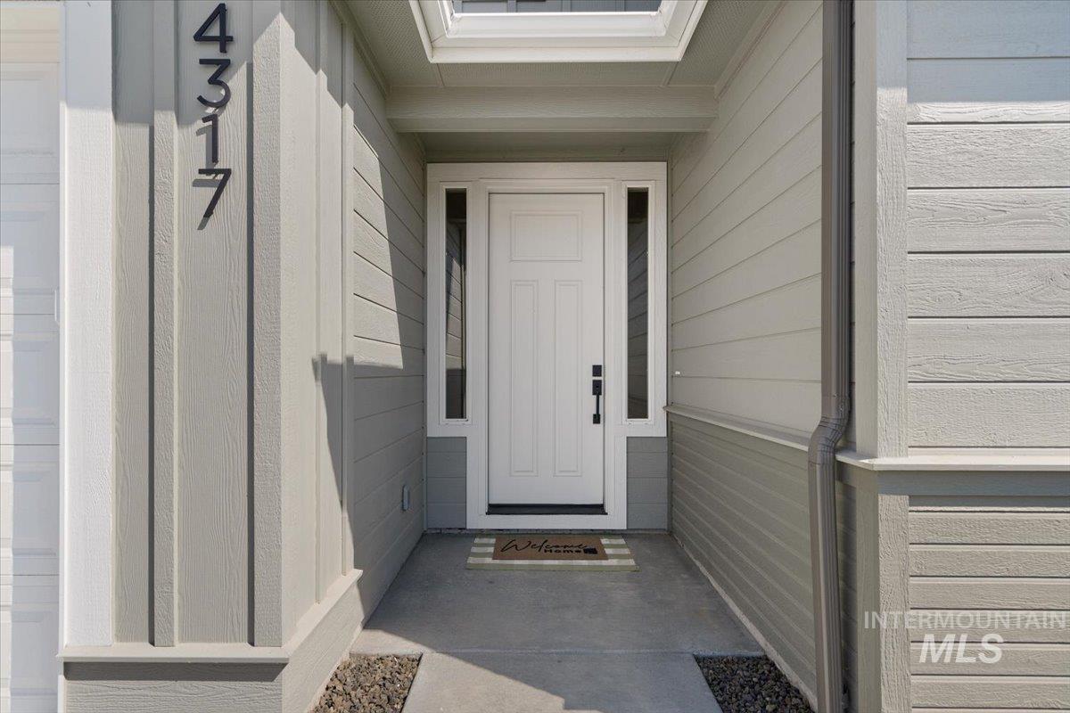 4317 Tropic Way Property Photo 2