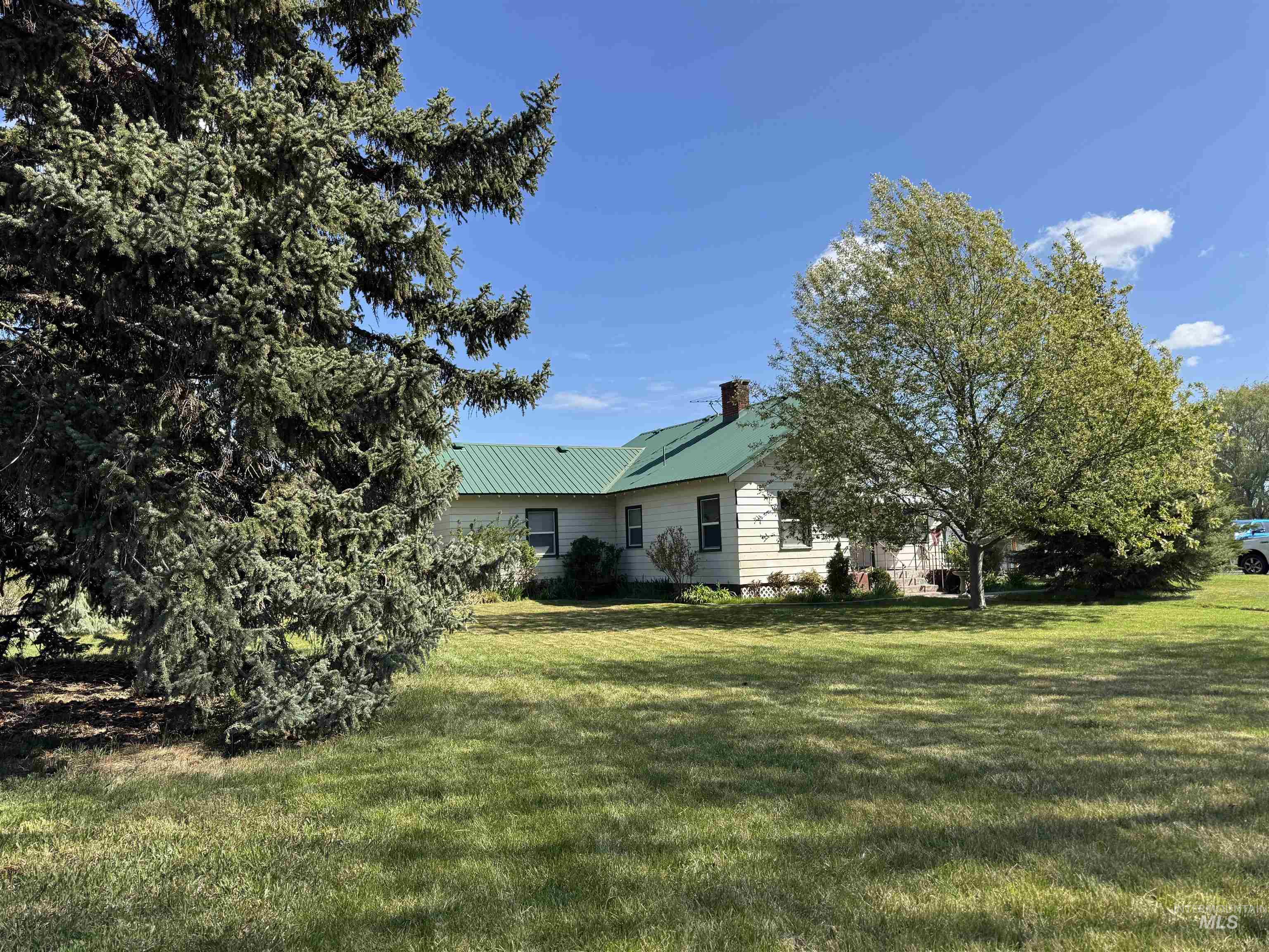 1698 State Highway 46 Property Photo 21