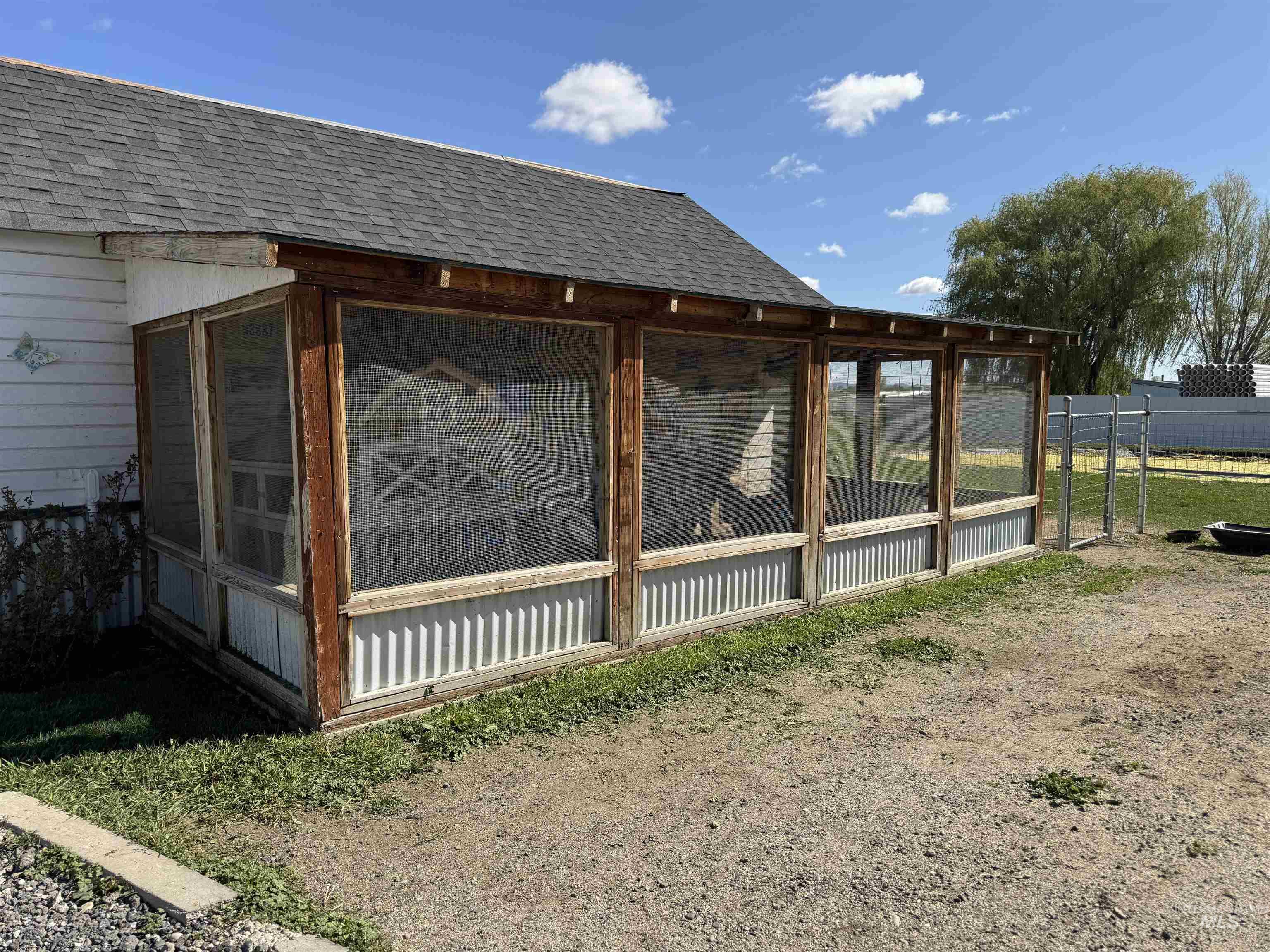 1698 State Highway 46 Property Photo 22