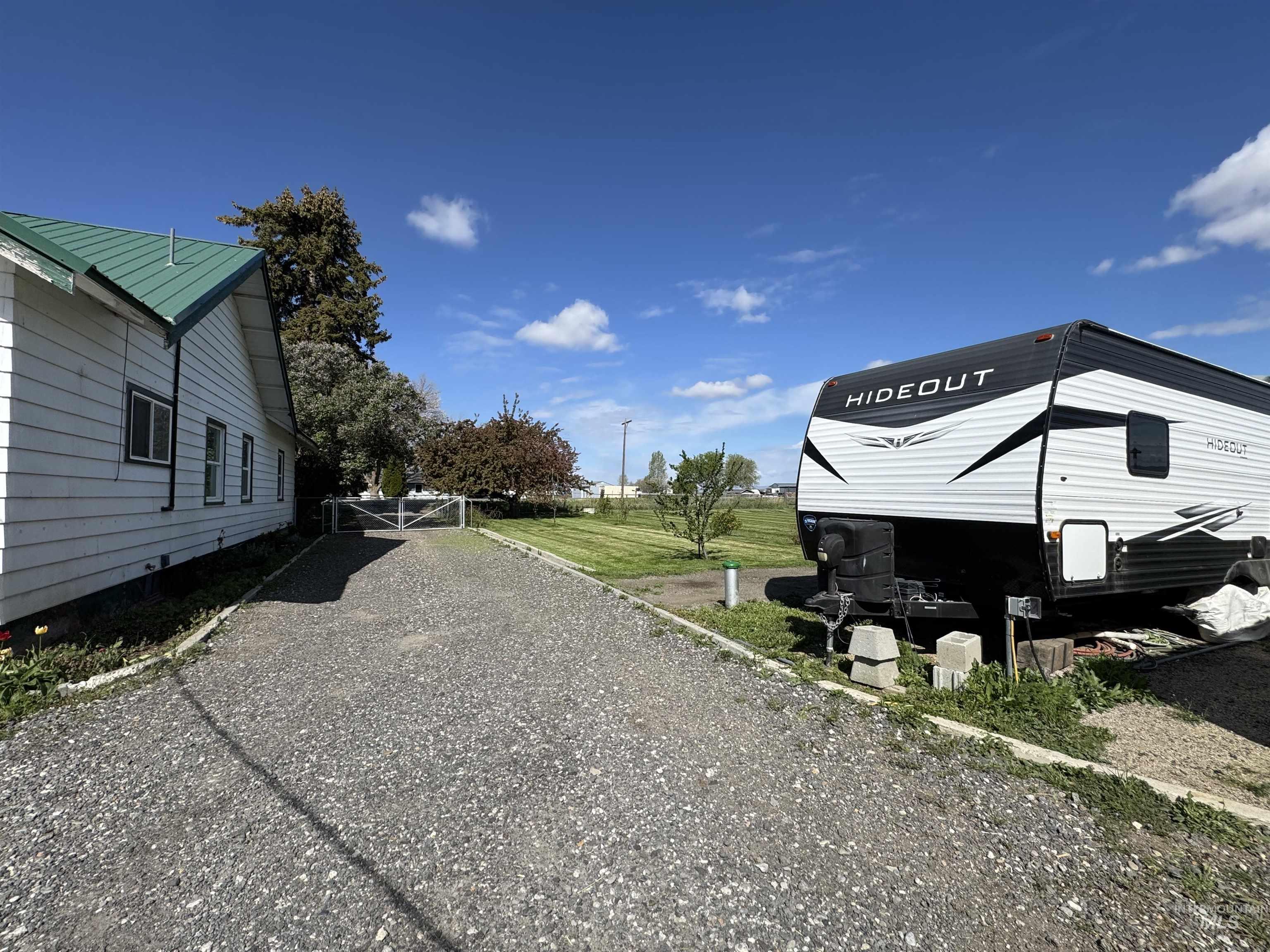 1698 State Highway 46 Property Photo 30