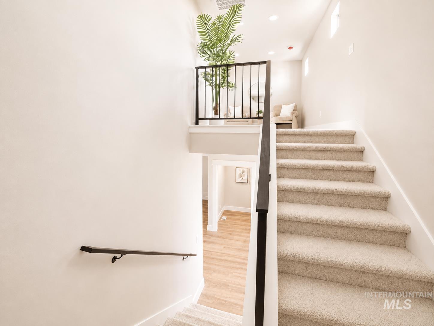 1110 S Recess Way Property Photo 14