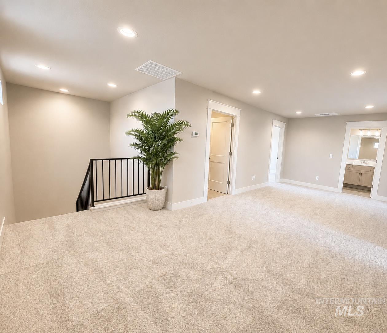 1110 S Recess Way Property Photo 19