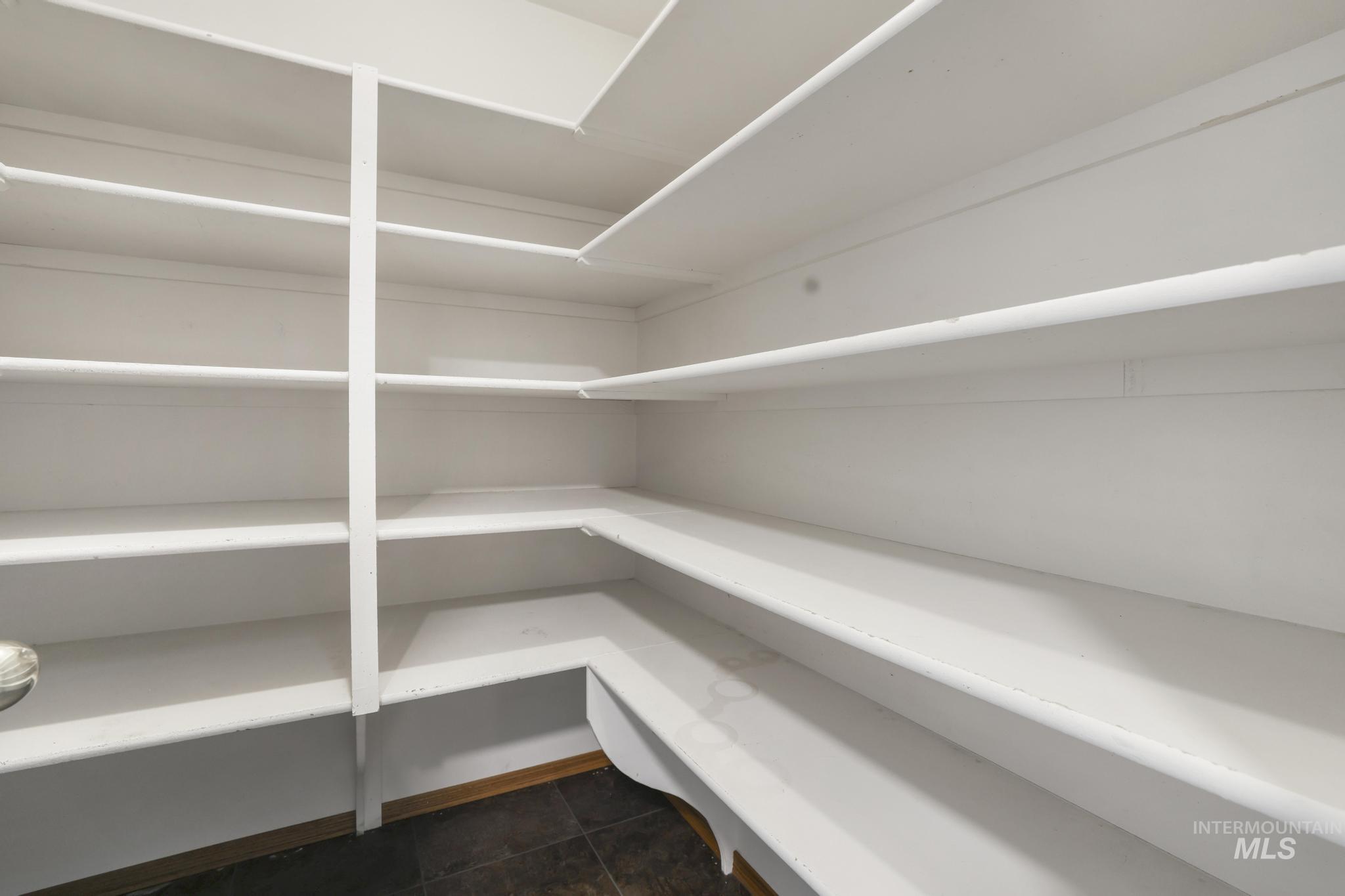 2047 Candlewood Cir Property Photo 19