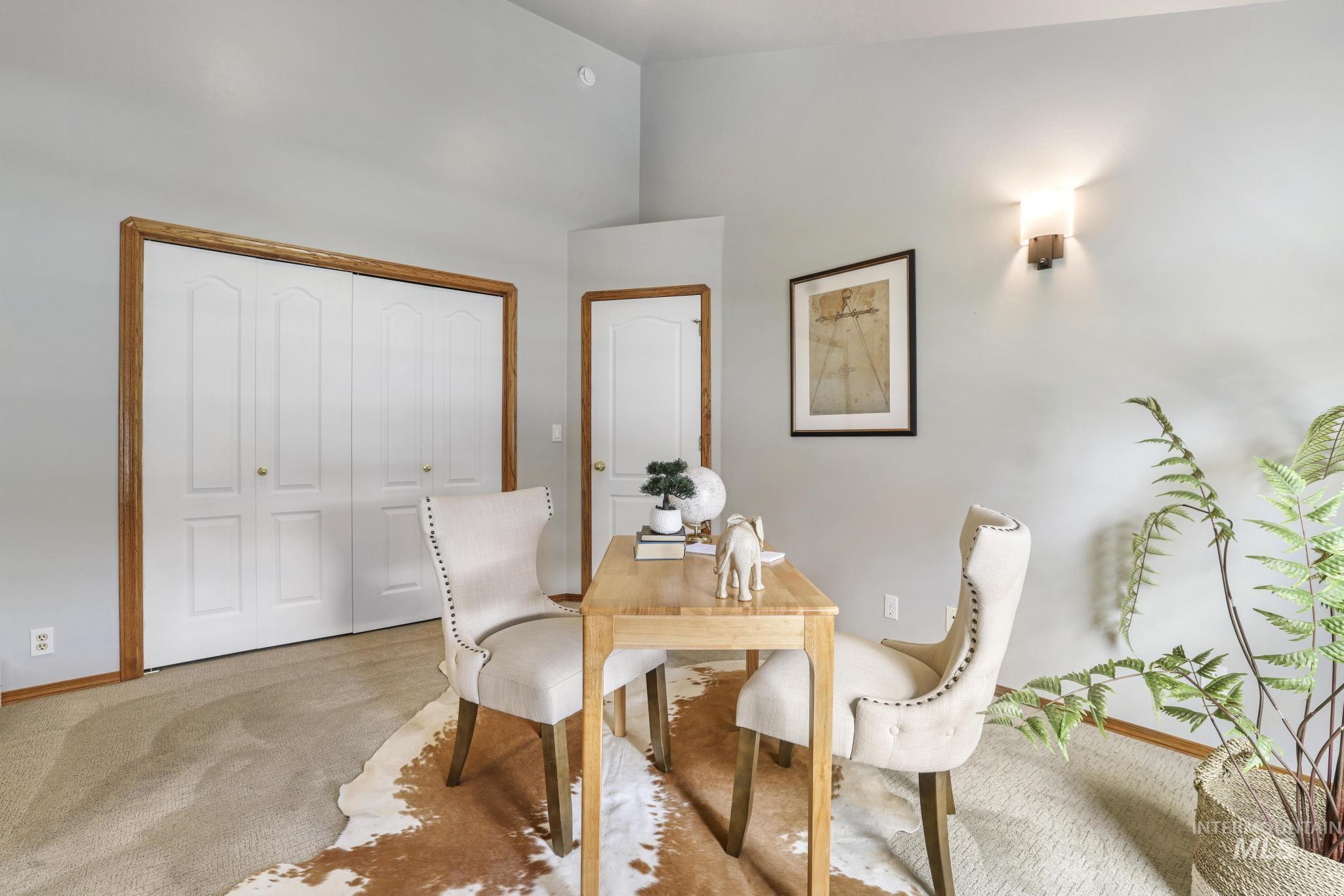 2047 Candlewood Cir Property Photo 27