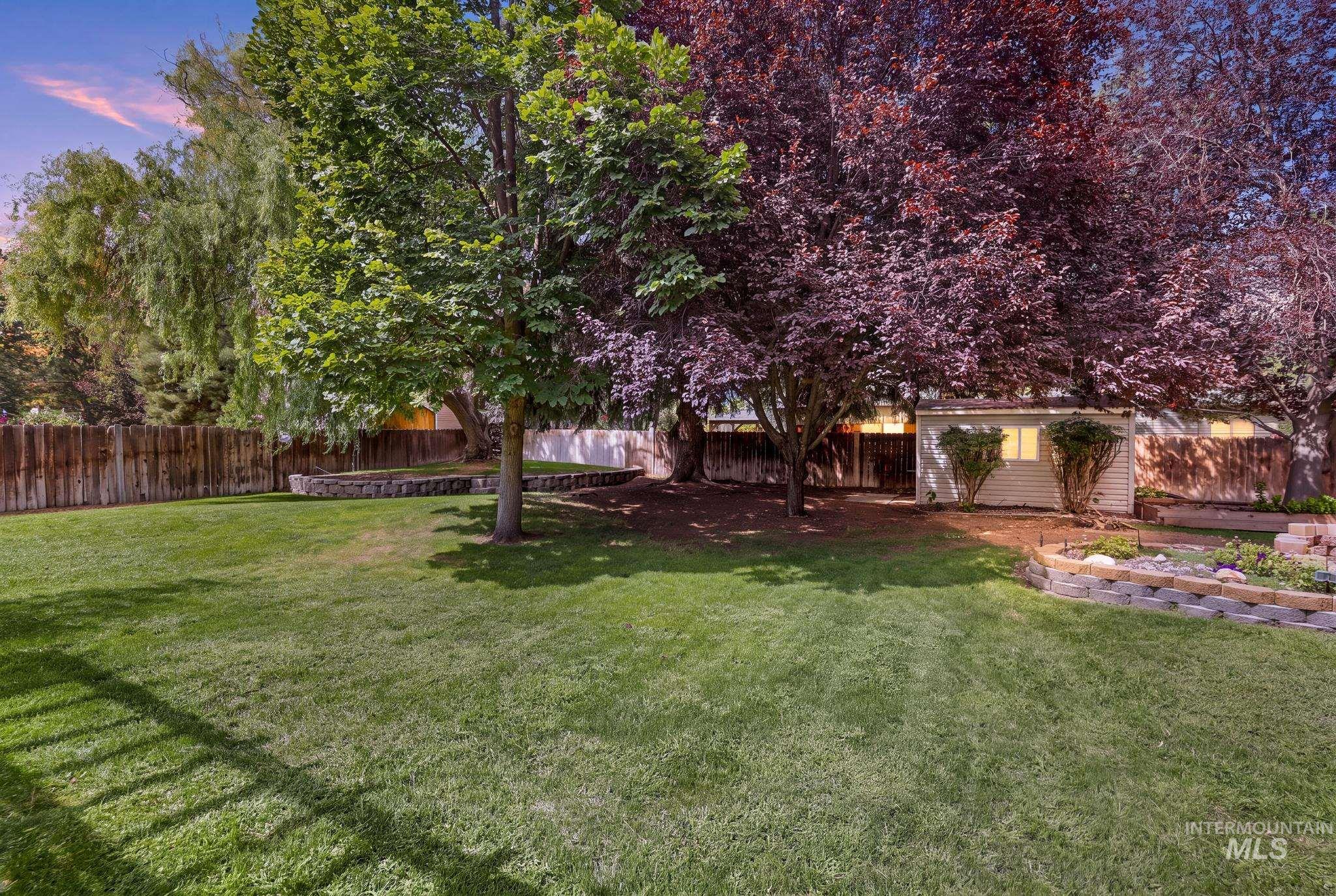 2047 Candlewood Cir Property Photo 42